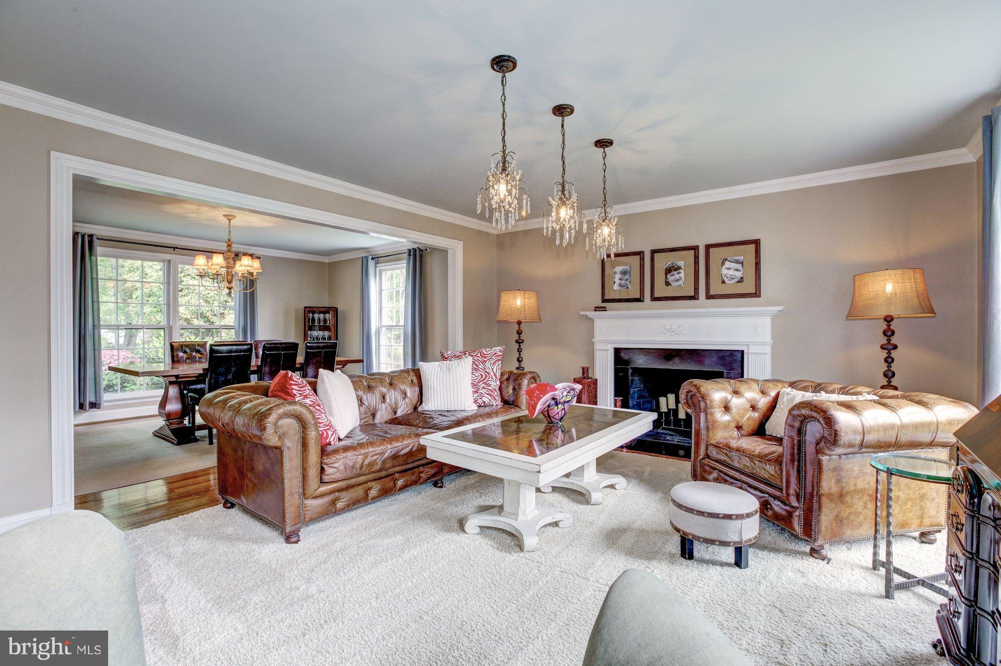 RIVER FALLS - Residential Lease