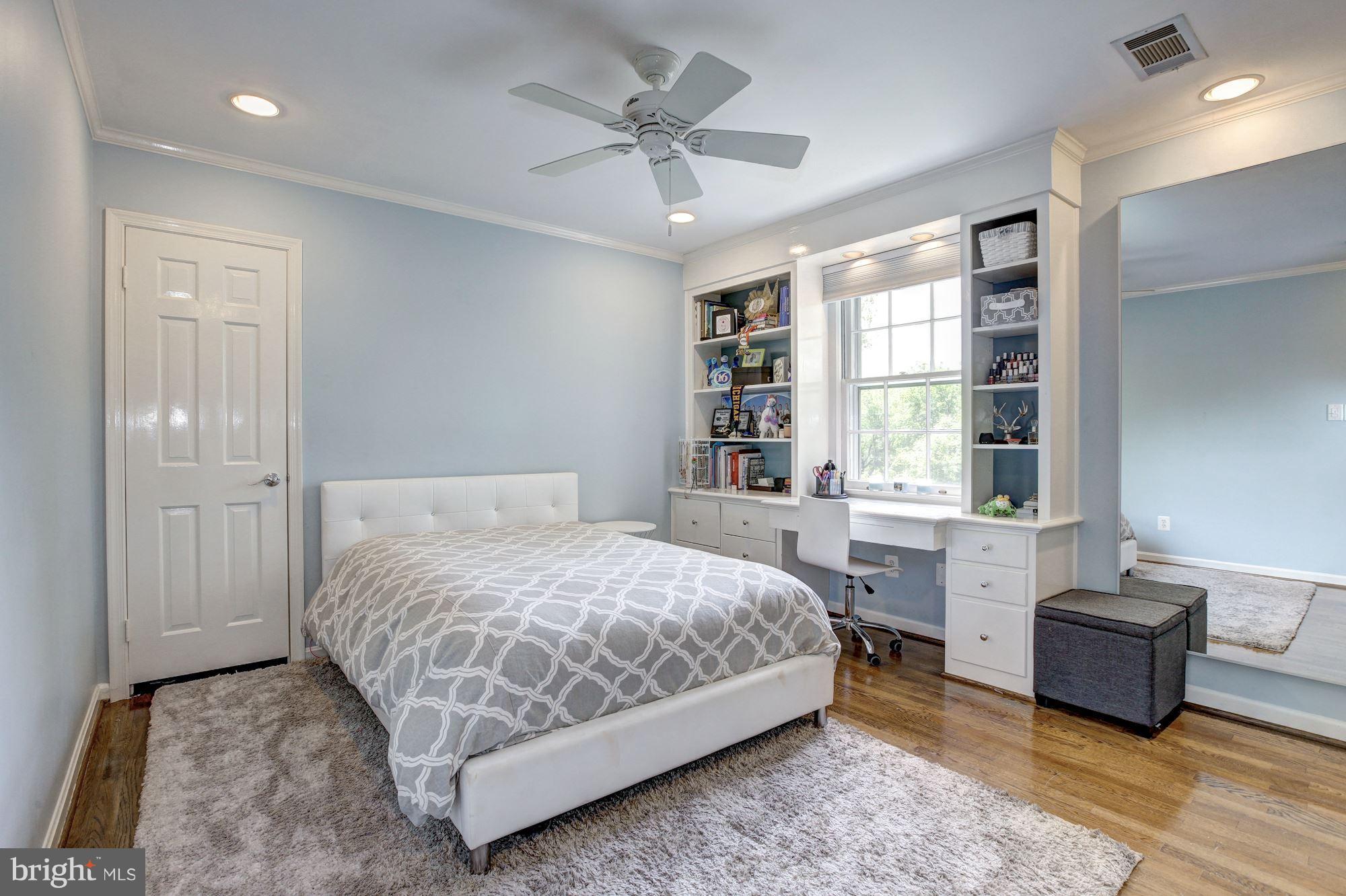 RIVER FALLS - Residential Lease