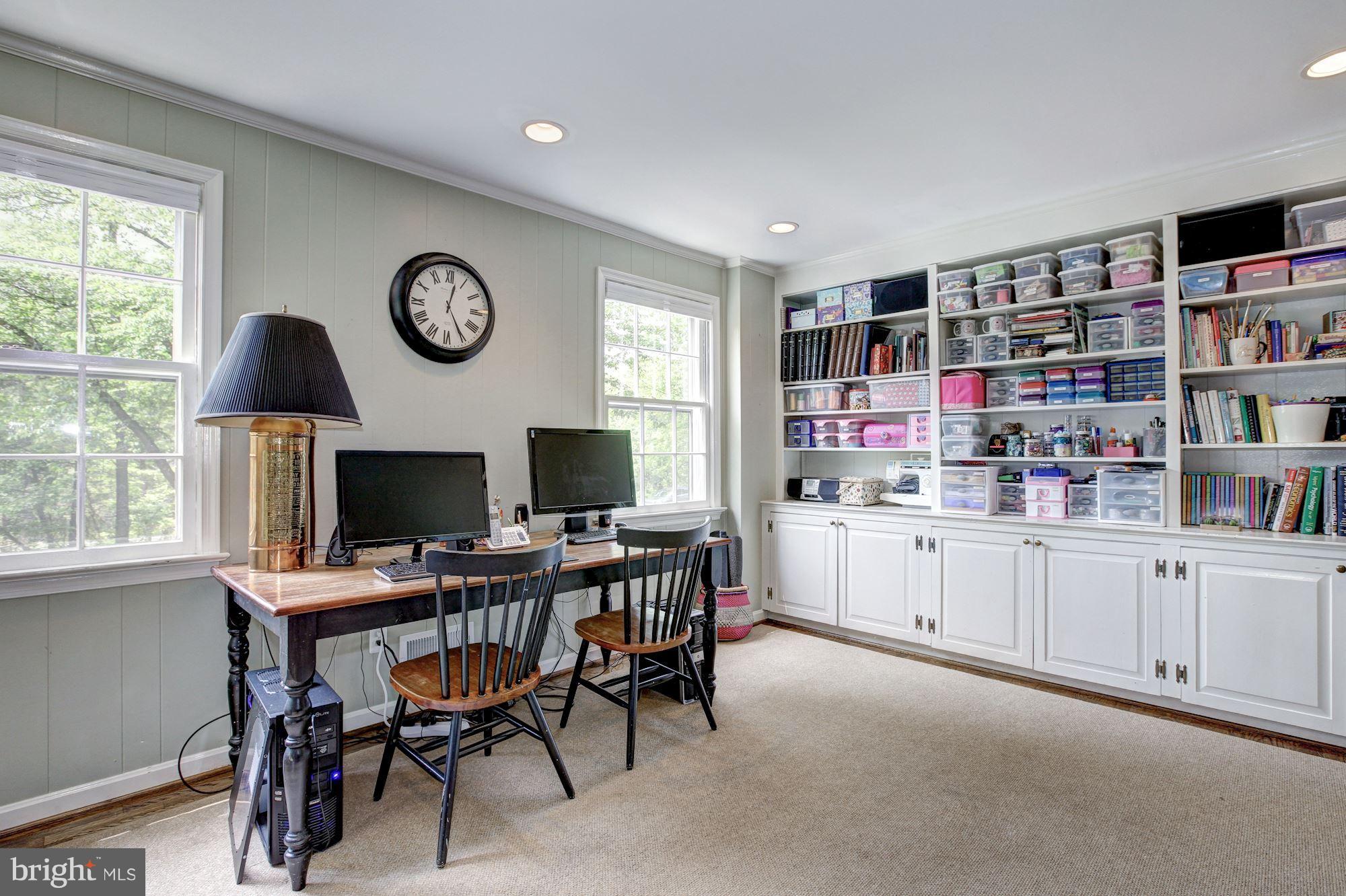 RIVER FALLS - Residential Lease