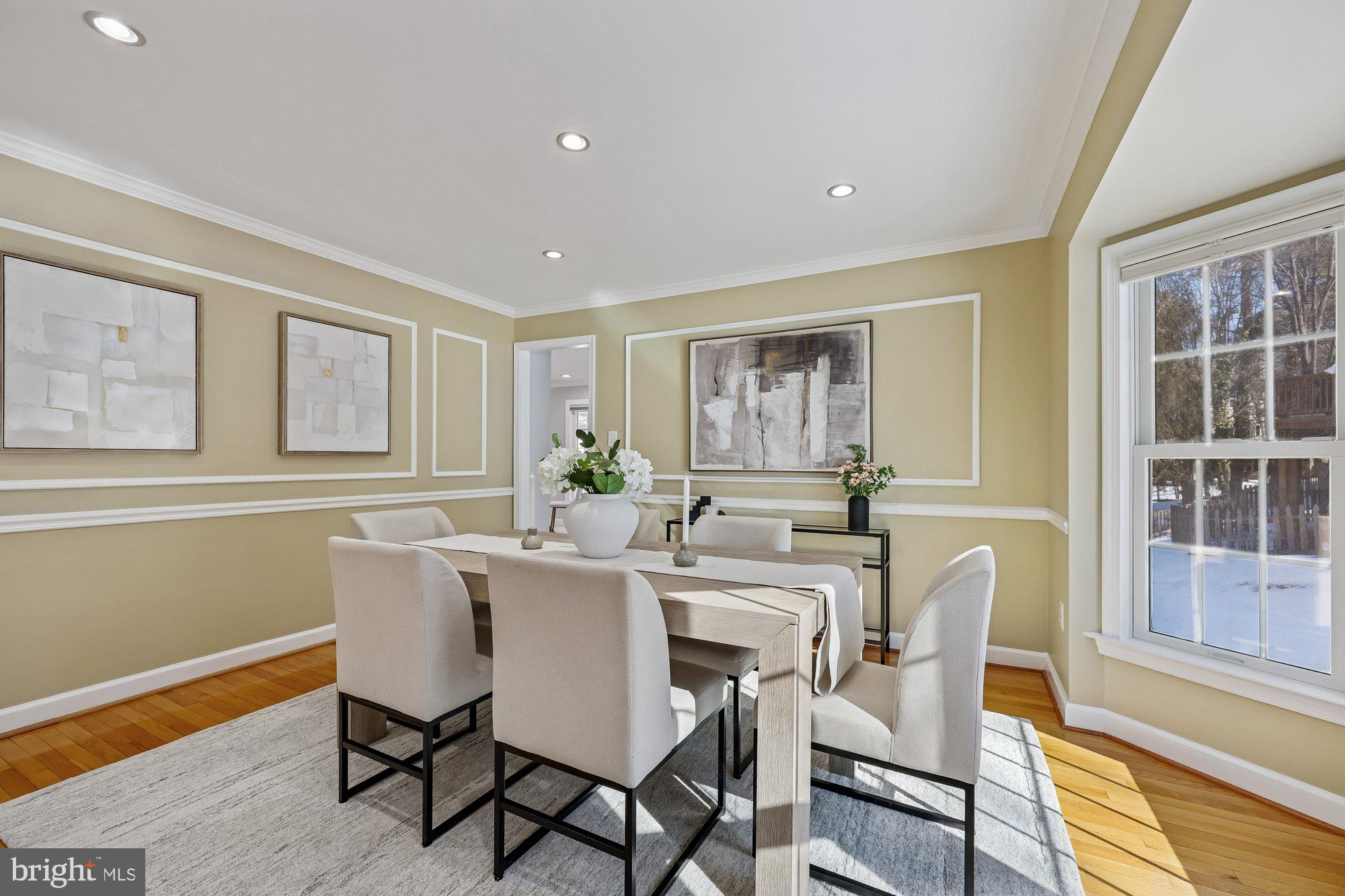 KENSINGTON HEIGHTS - Residential