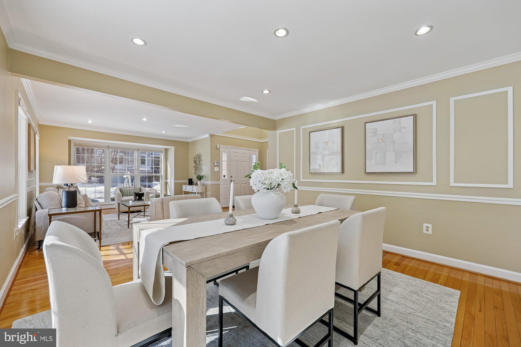 KENSINGTON HEIGHTS - Residential