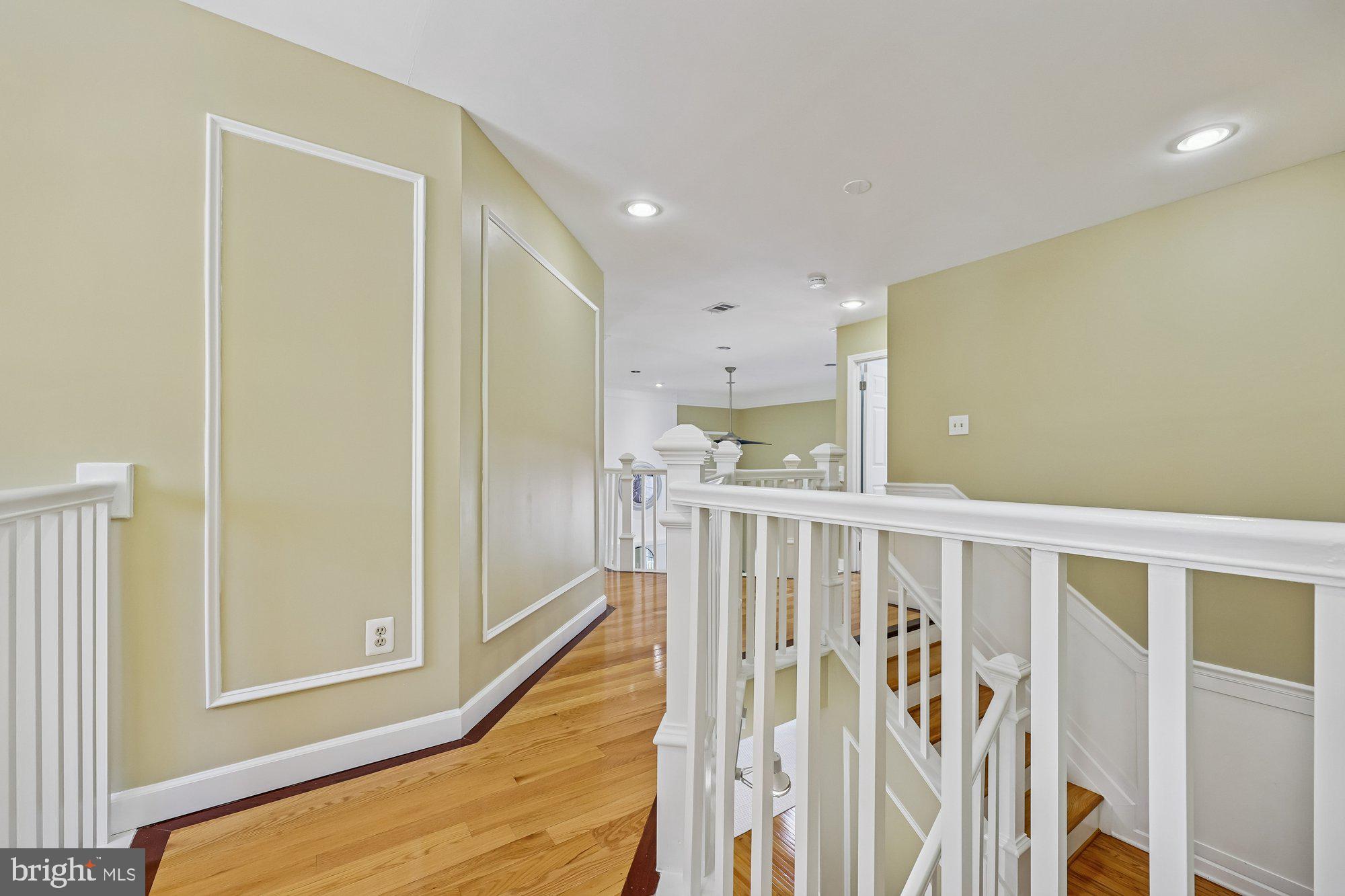 KENSINGTON HEIGHTS - Residential