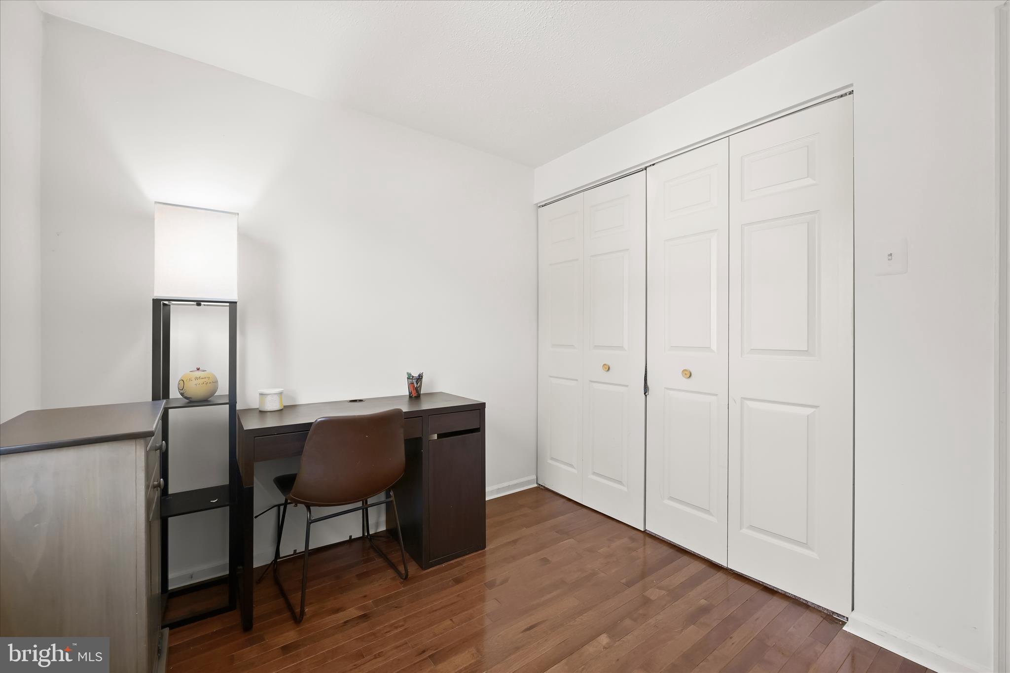 CROSBY HILL - Residential