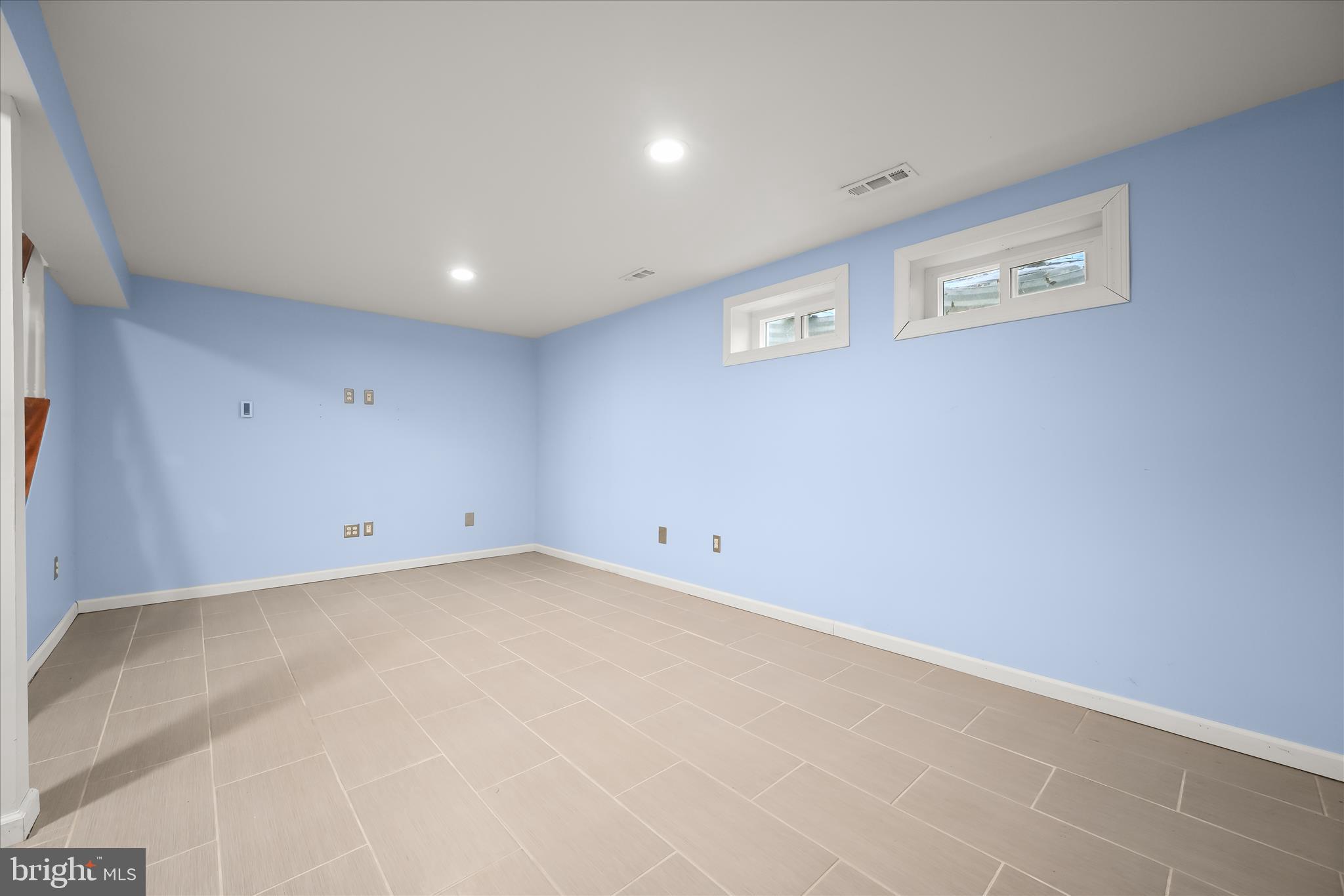 CROSBY HILL - Residential