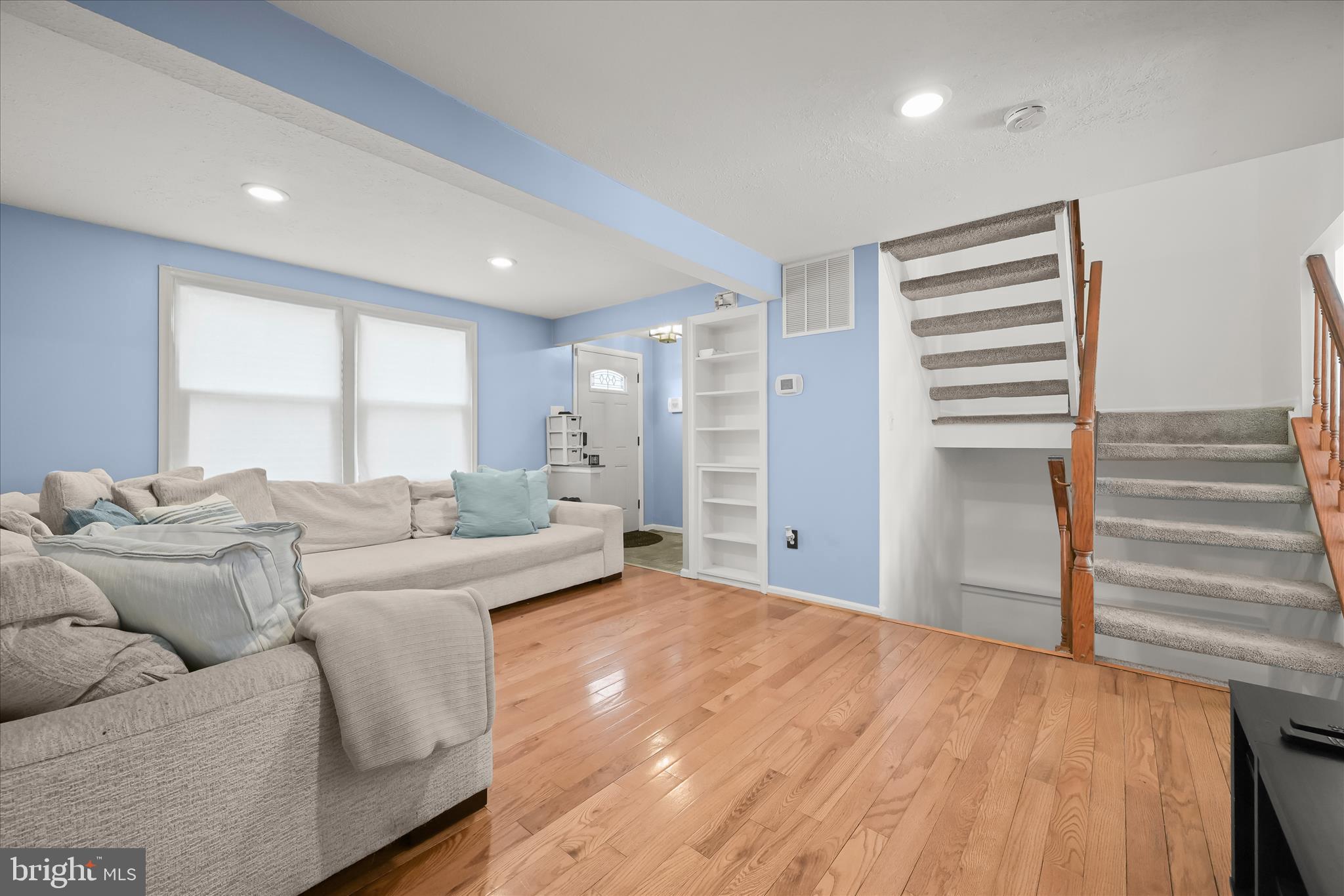 CROSBY HILL - Residential