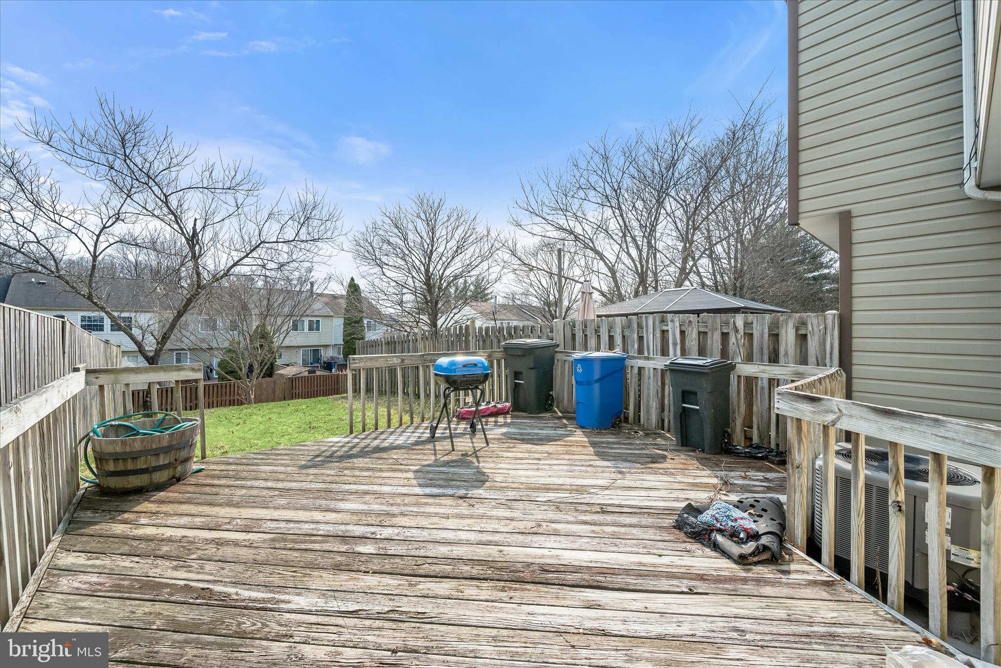 CROSBY HILL - Residential