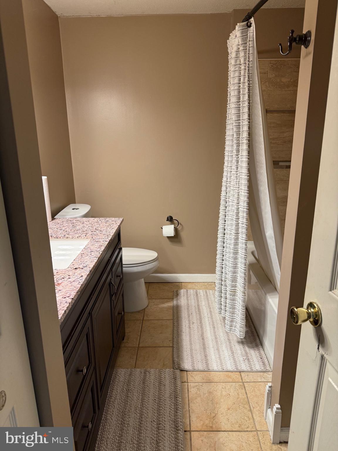 CROSBY HILL - Residential