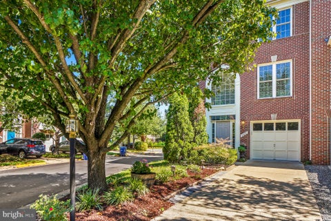 Photo of 3425 Diehl Court, FALLS CHURCH, VA 22041 (MLS # VAFX2340804)