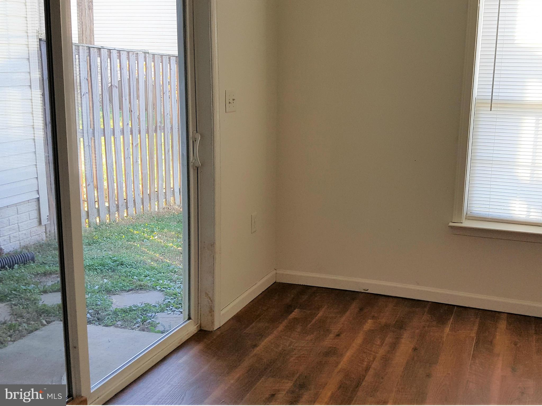 MANOR PARK - Residential Lease