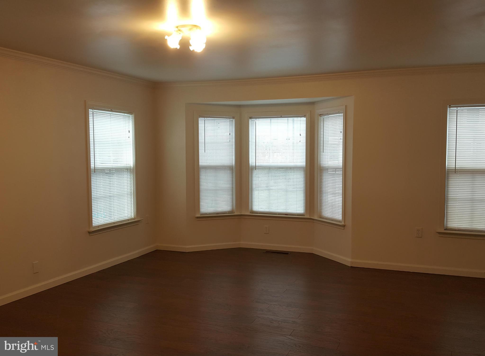 MANOR PARK - Residential Lease