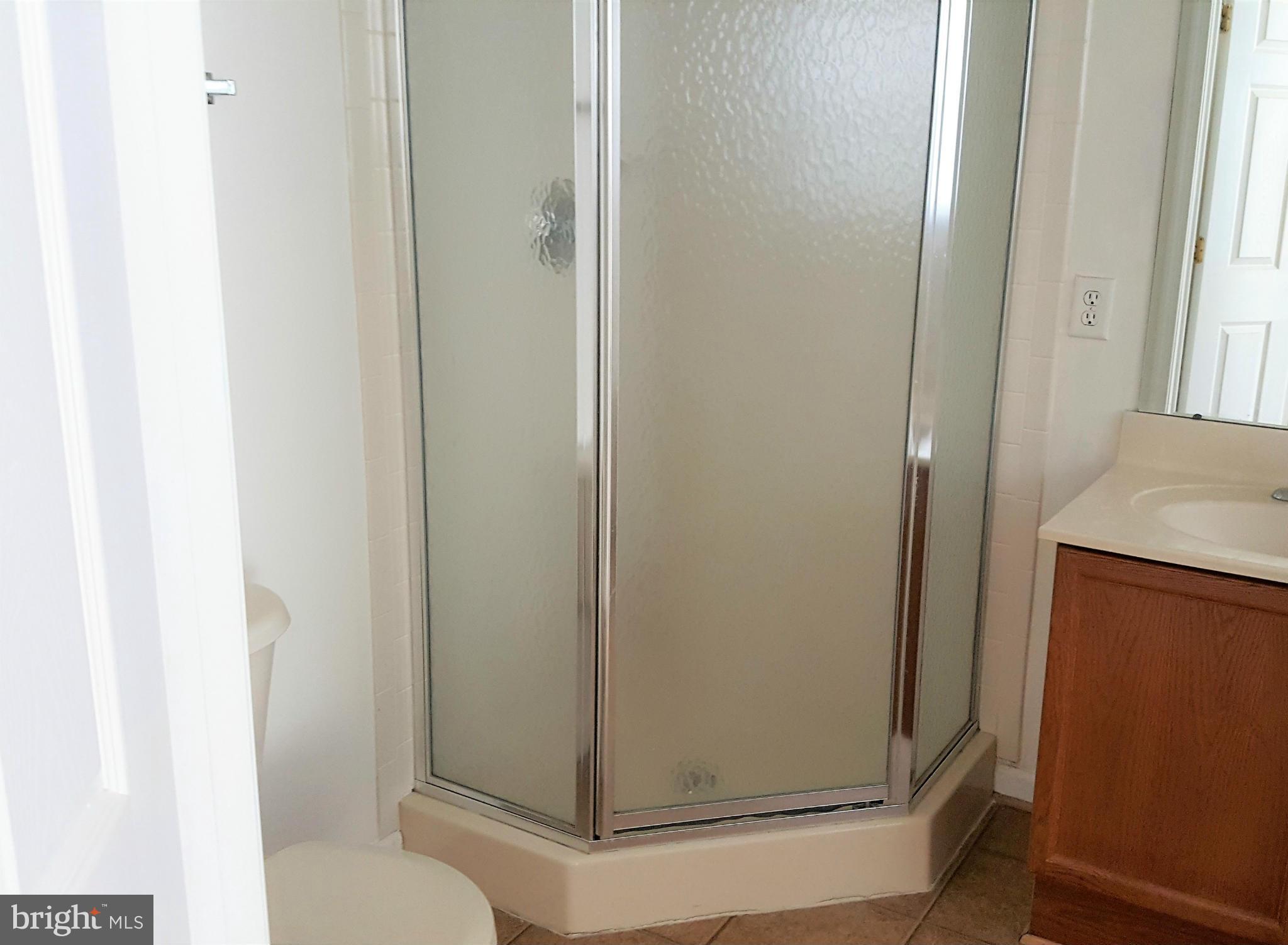 MANOR PARK - Residential Lease