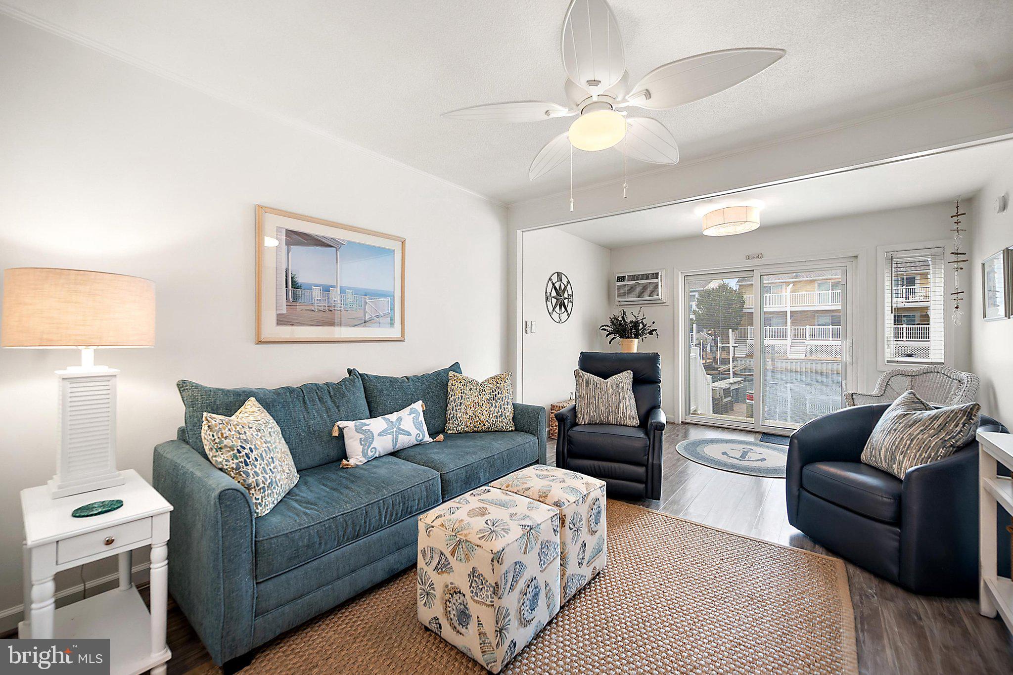 512 ROBIN DRIVE 3