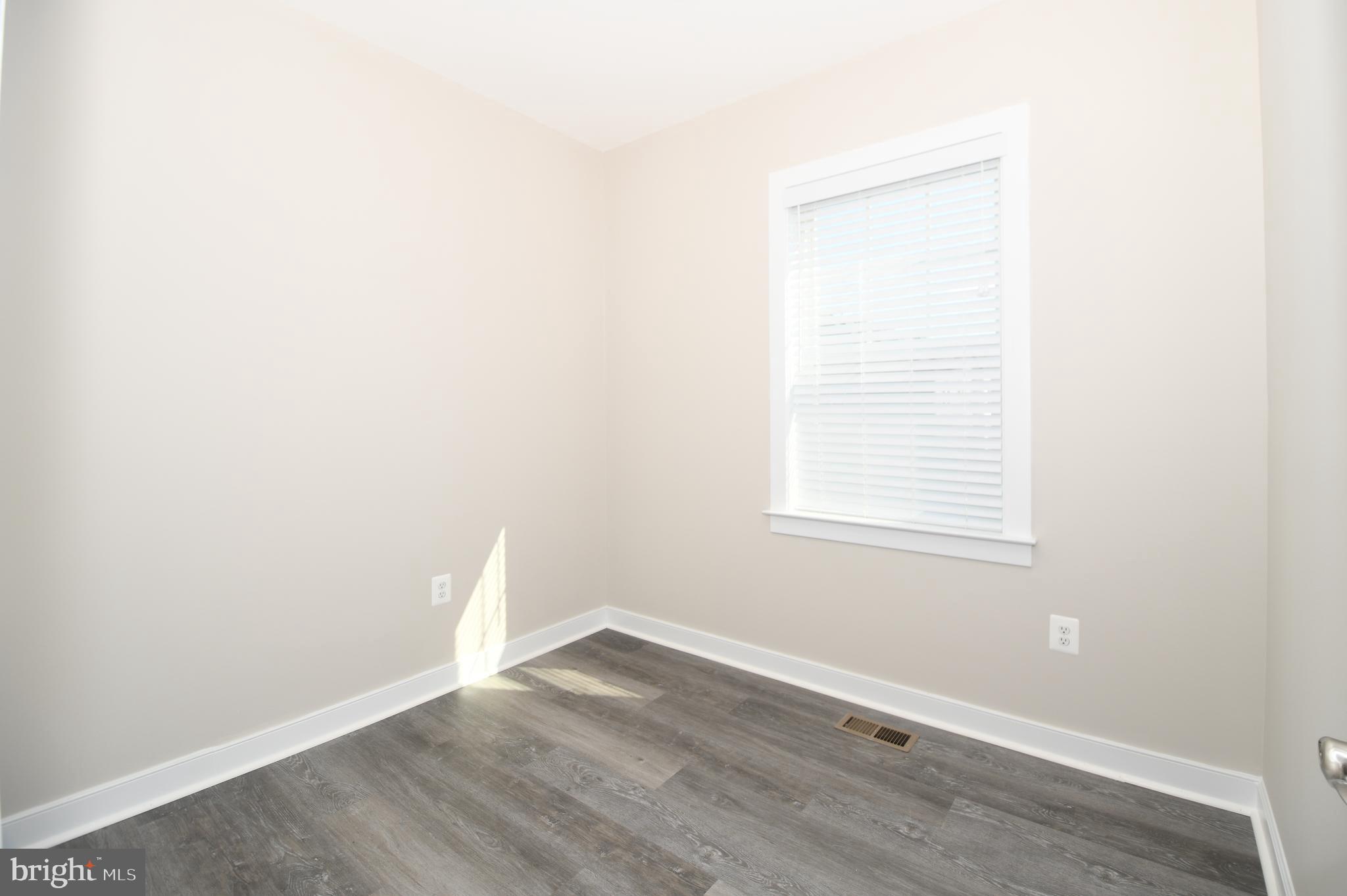 TALLYN RIDGE - Residential Lease