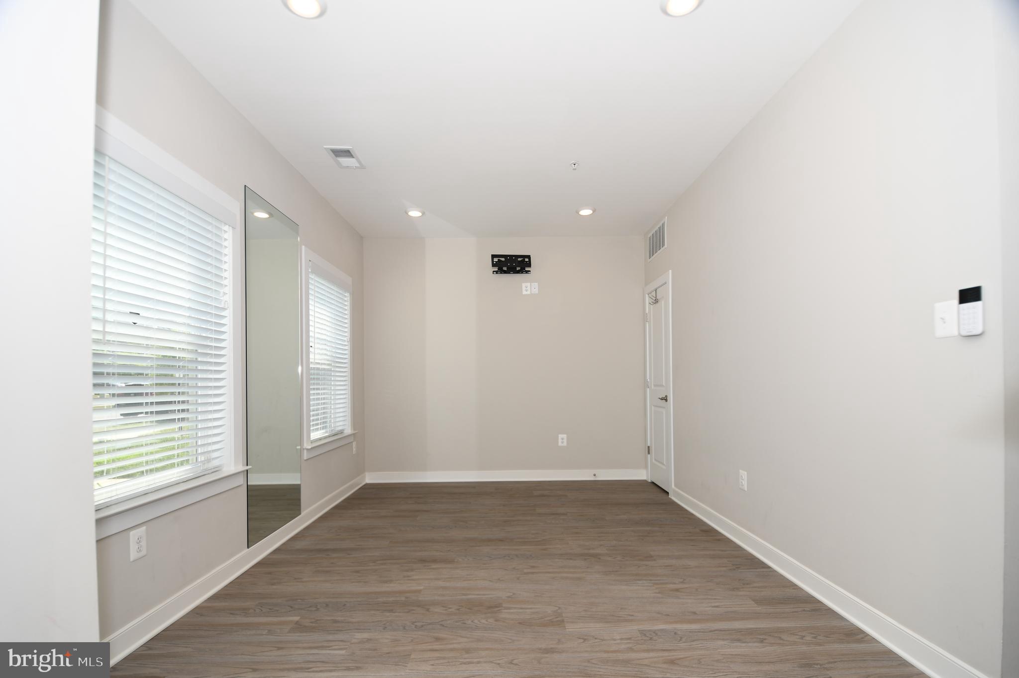 TALLYN RIDGE - Residential Lease