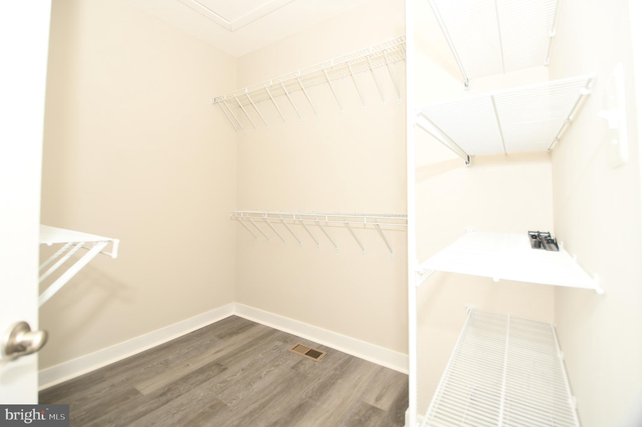 TALLYN RIDGE - Residential Lease