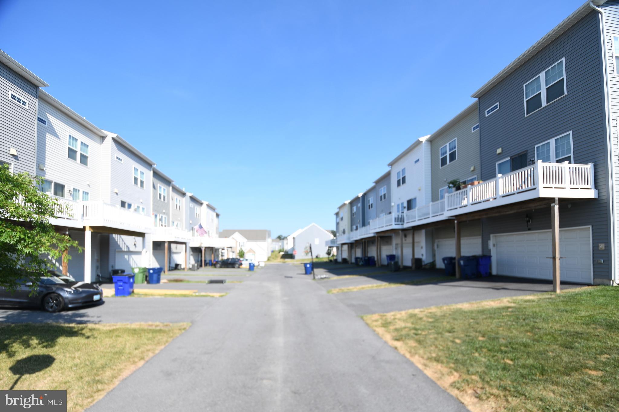 TALLYN RIDGE - Residential Lease