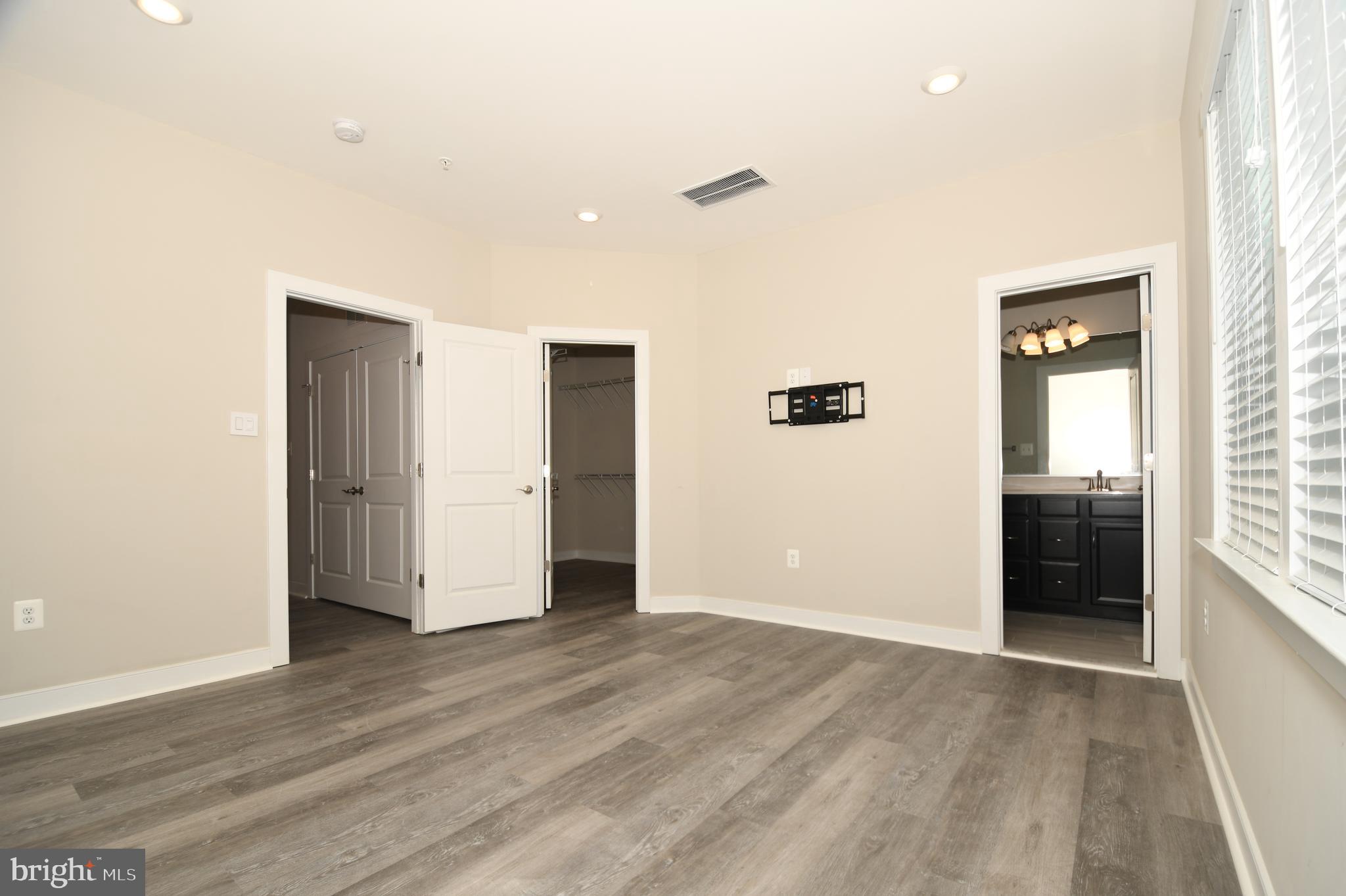 TALLYN RIDGE - Residential Lease