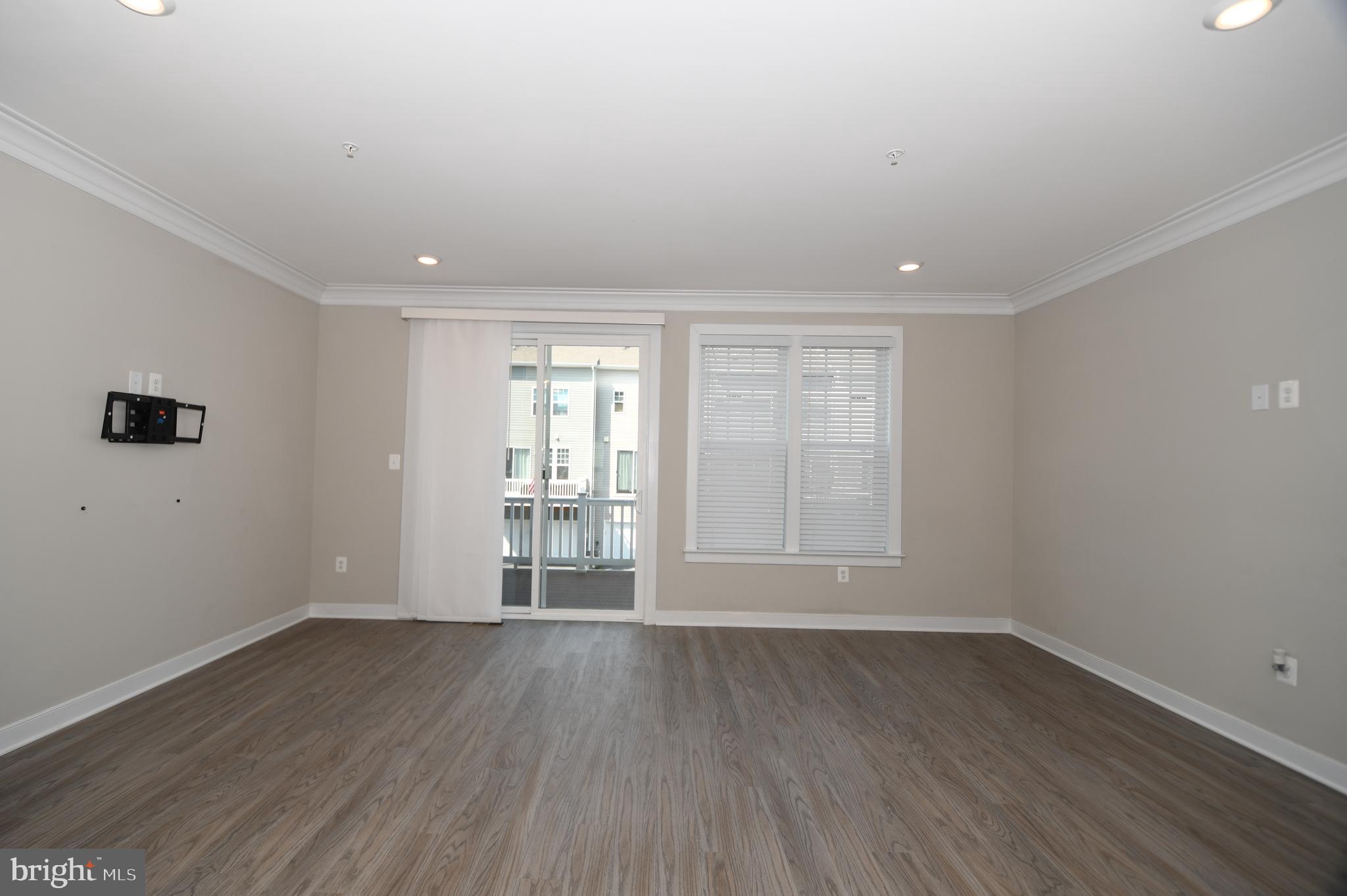 TALLYN RIDGE - Residential Lease