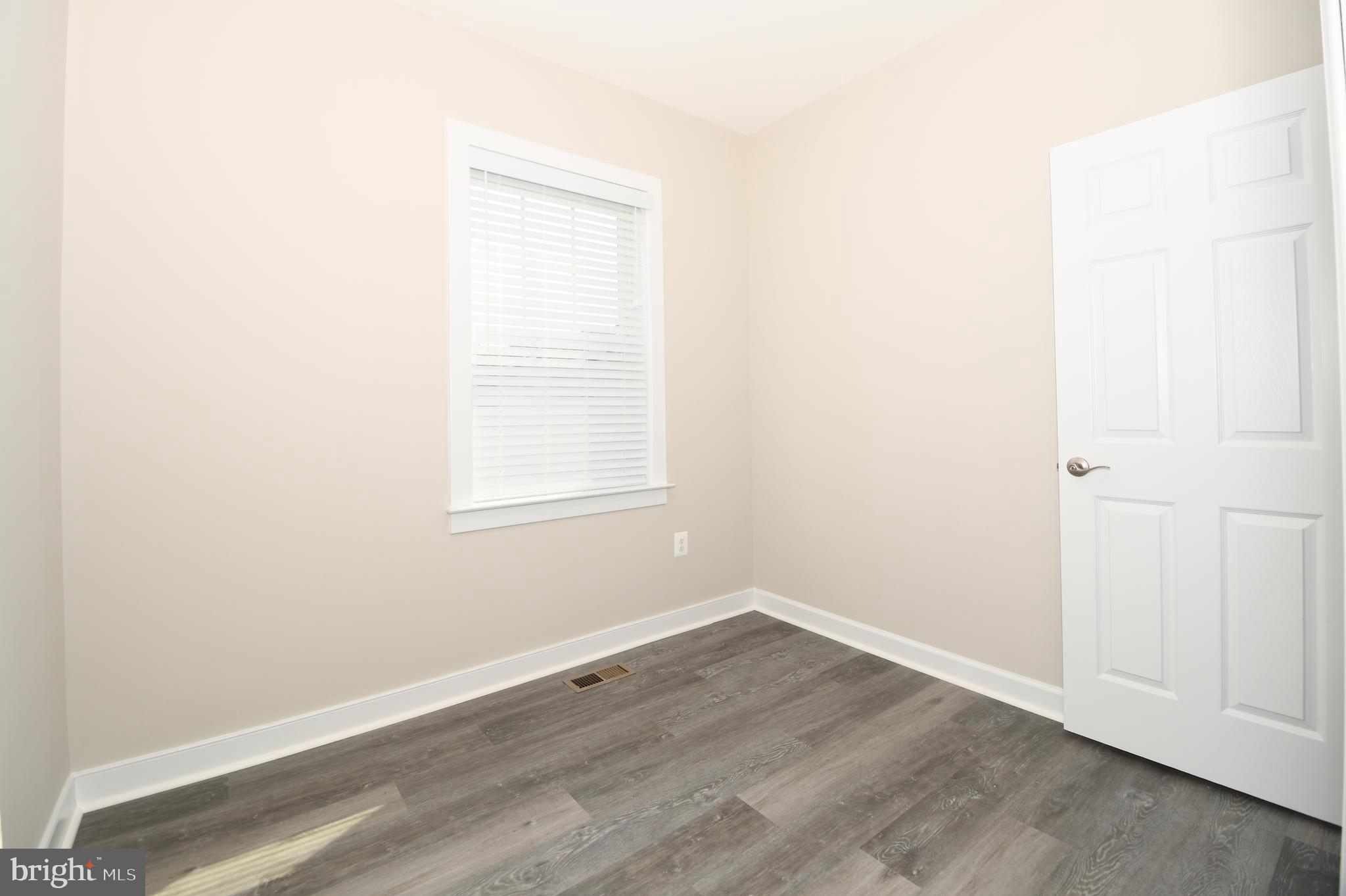 TALLYN RIDGE - Residential Lease