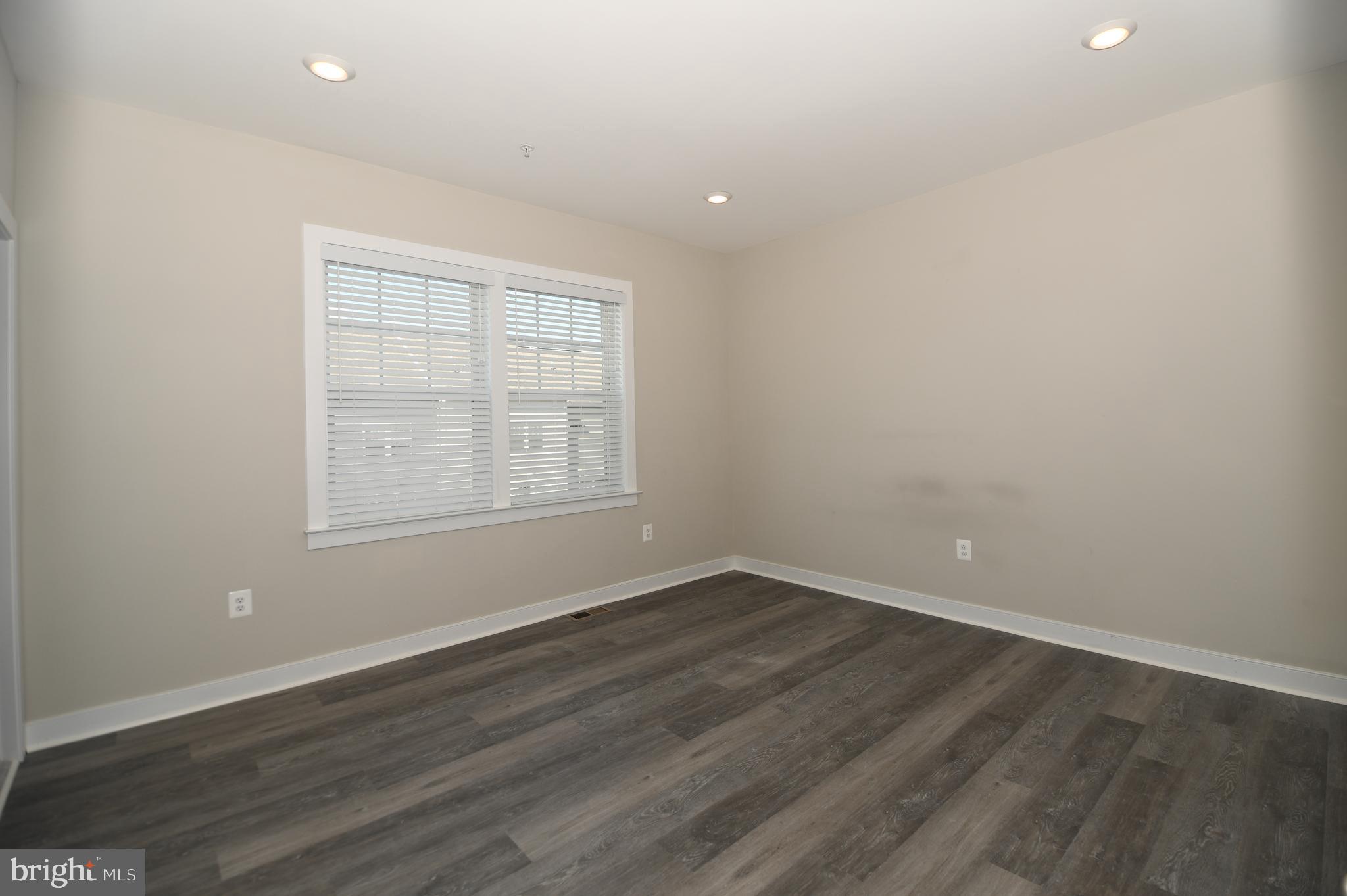 TALLYN RIDGE - Residential Lease