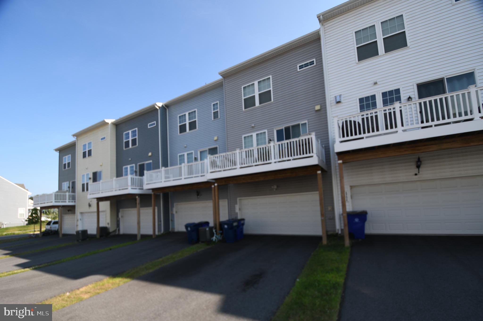 TALLYN RIDGE - Residential Lease