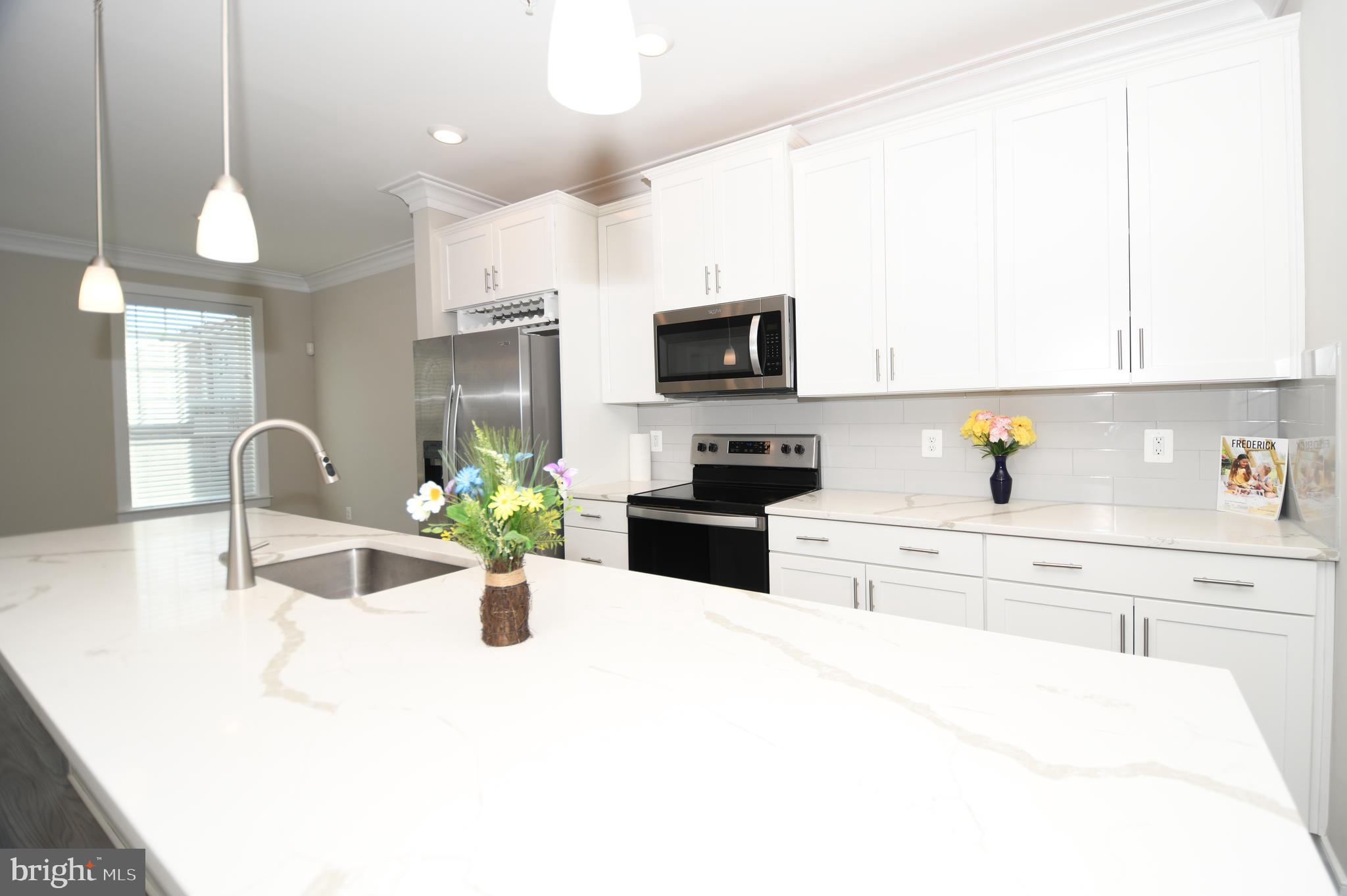 TALLYN RIDGE - Residential Lease