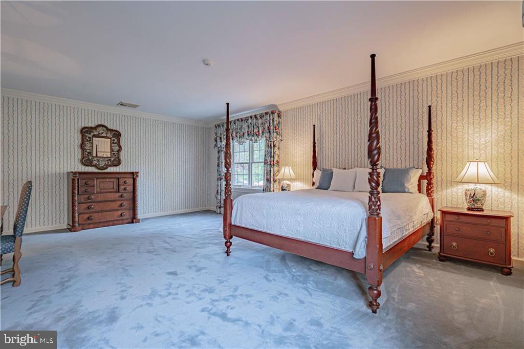 ROBIN HOOD - Residential