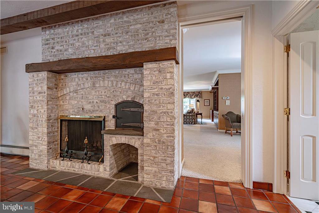 ROBIN HOOD - Residential