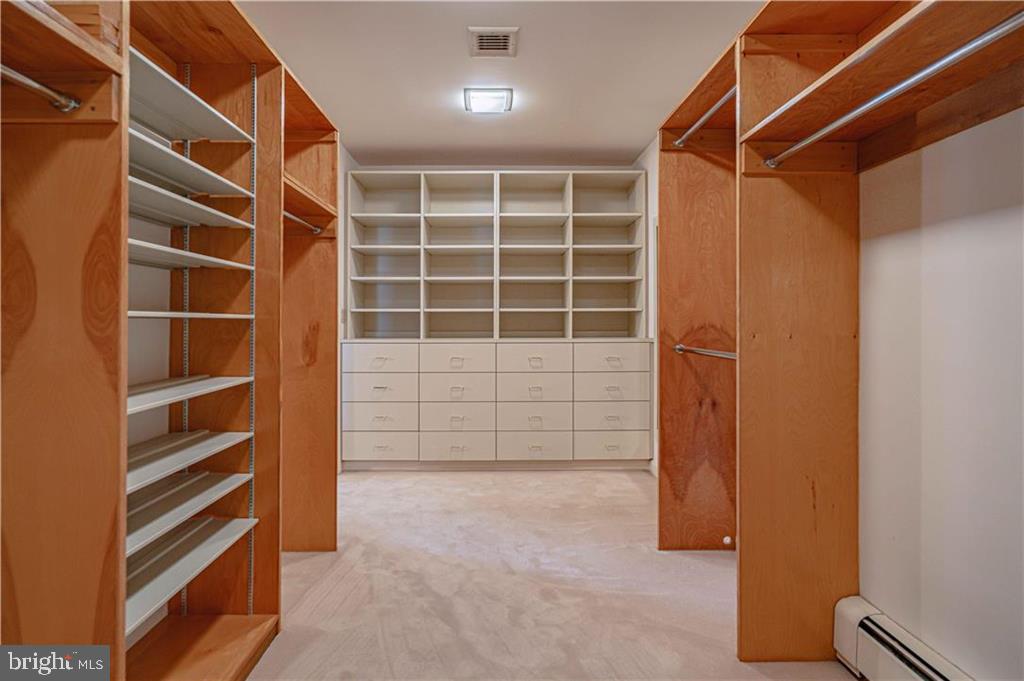 ROBIN HOOD - Residential