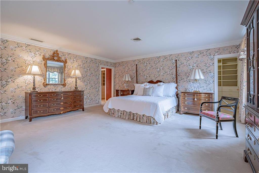 ROBIN HOOD - Residential