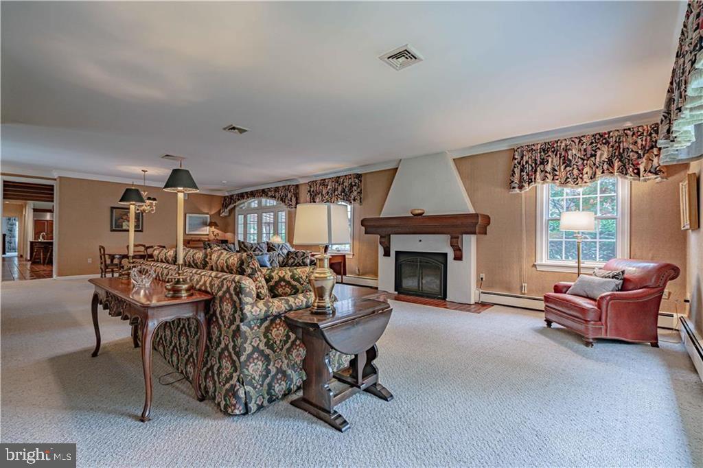 ROBIN HOOD - Residential