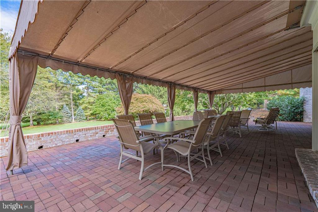 ROBIN HOOD - Residential