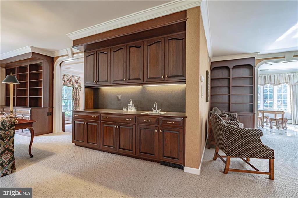 ROBIN HOOD - Residential