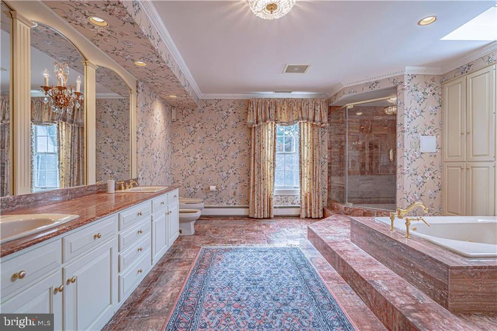 ROBIN HOOD - Residential