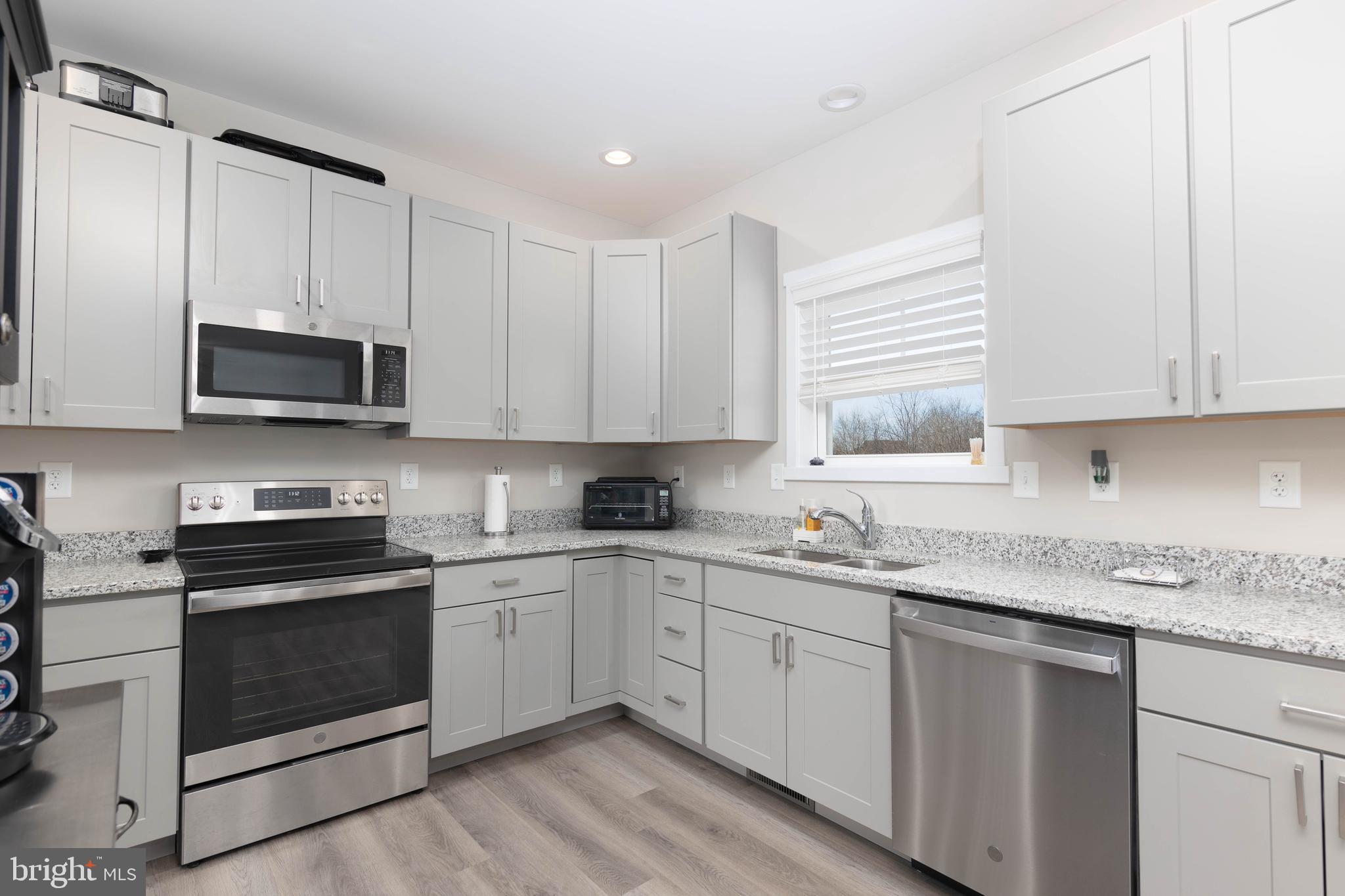 STONEY RIDGE - Residential