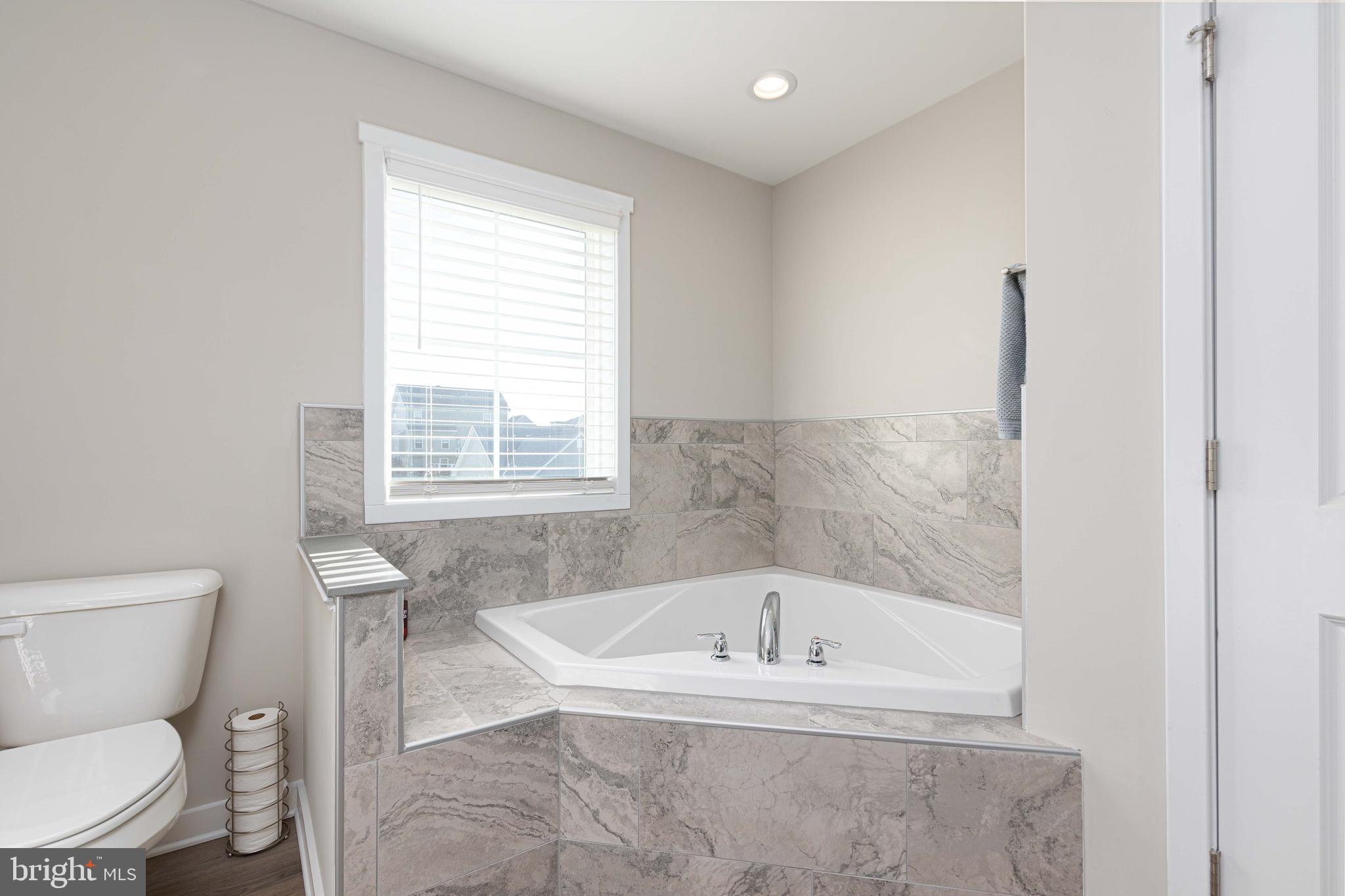 STONEY RIDGE - Residential