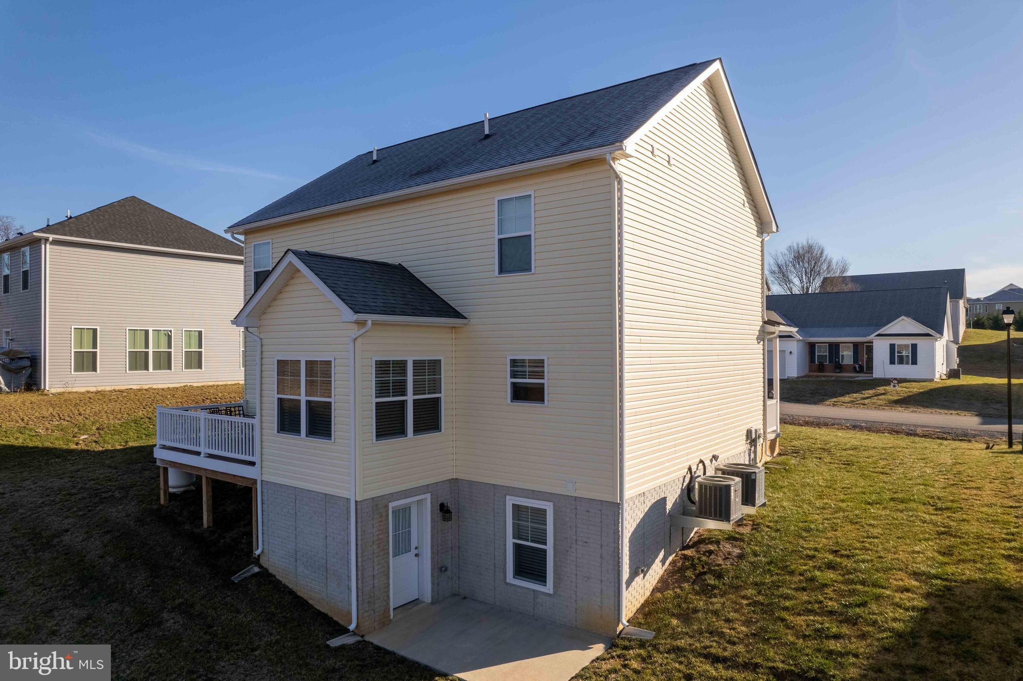 STONEY RIDGE - Residential