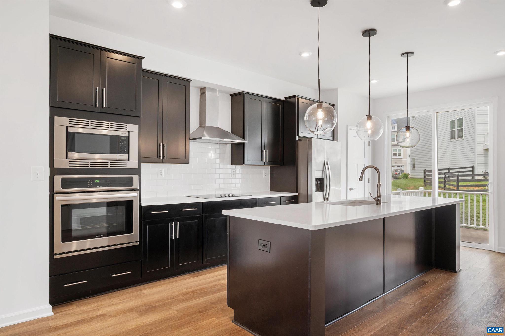 PLEASANT GREEN - Residential