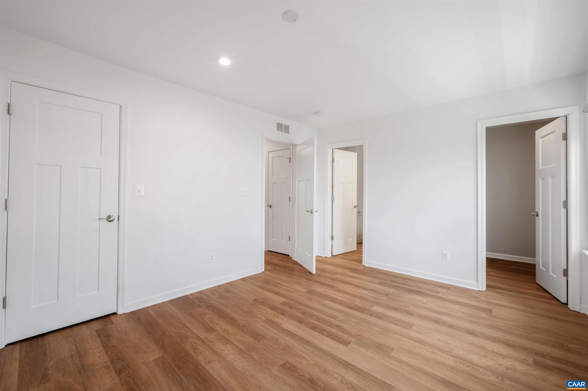 PLEASANT GREEN - Residential