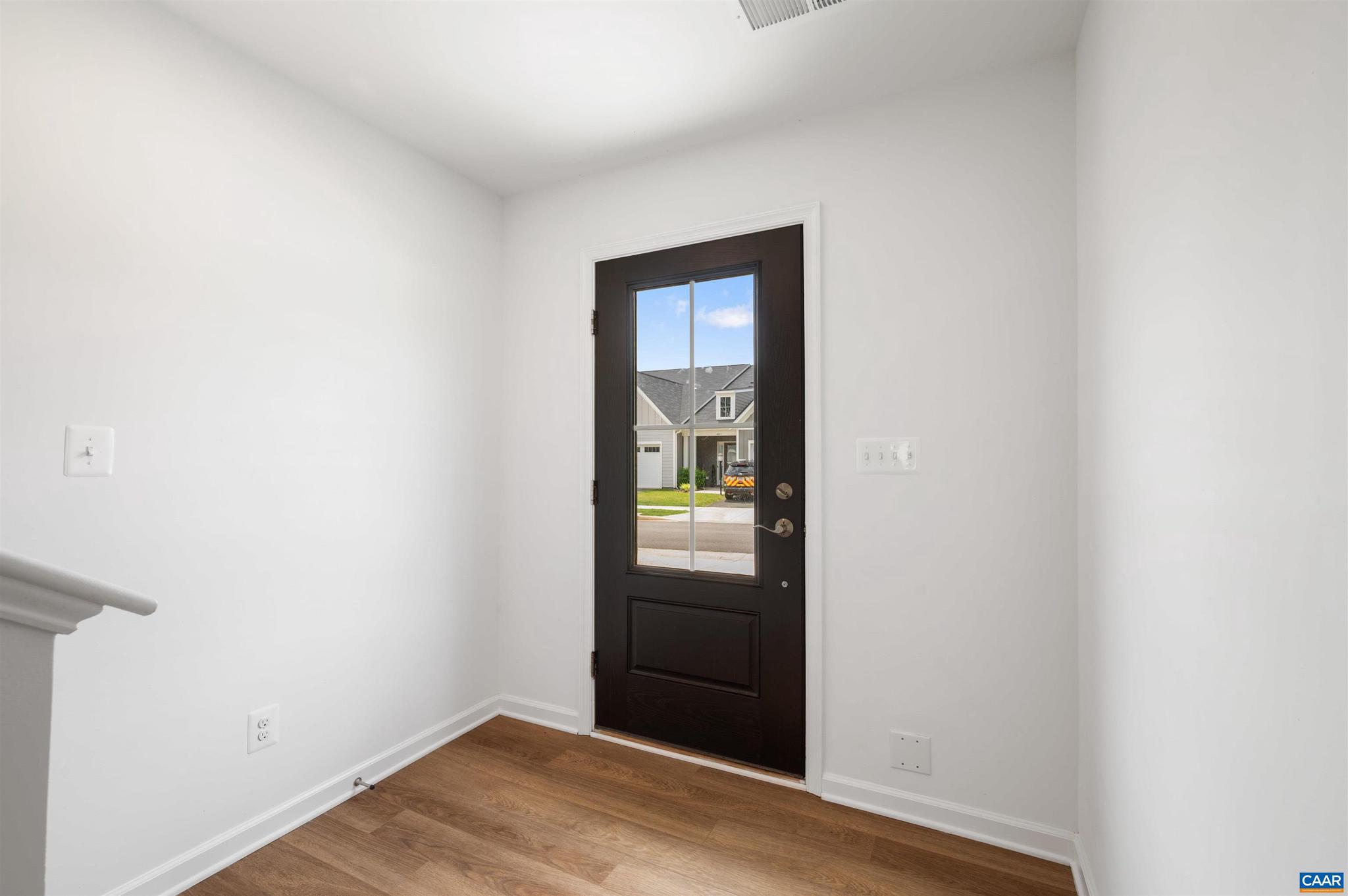 PLEASANT GREEN - Residential