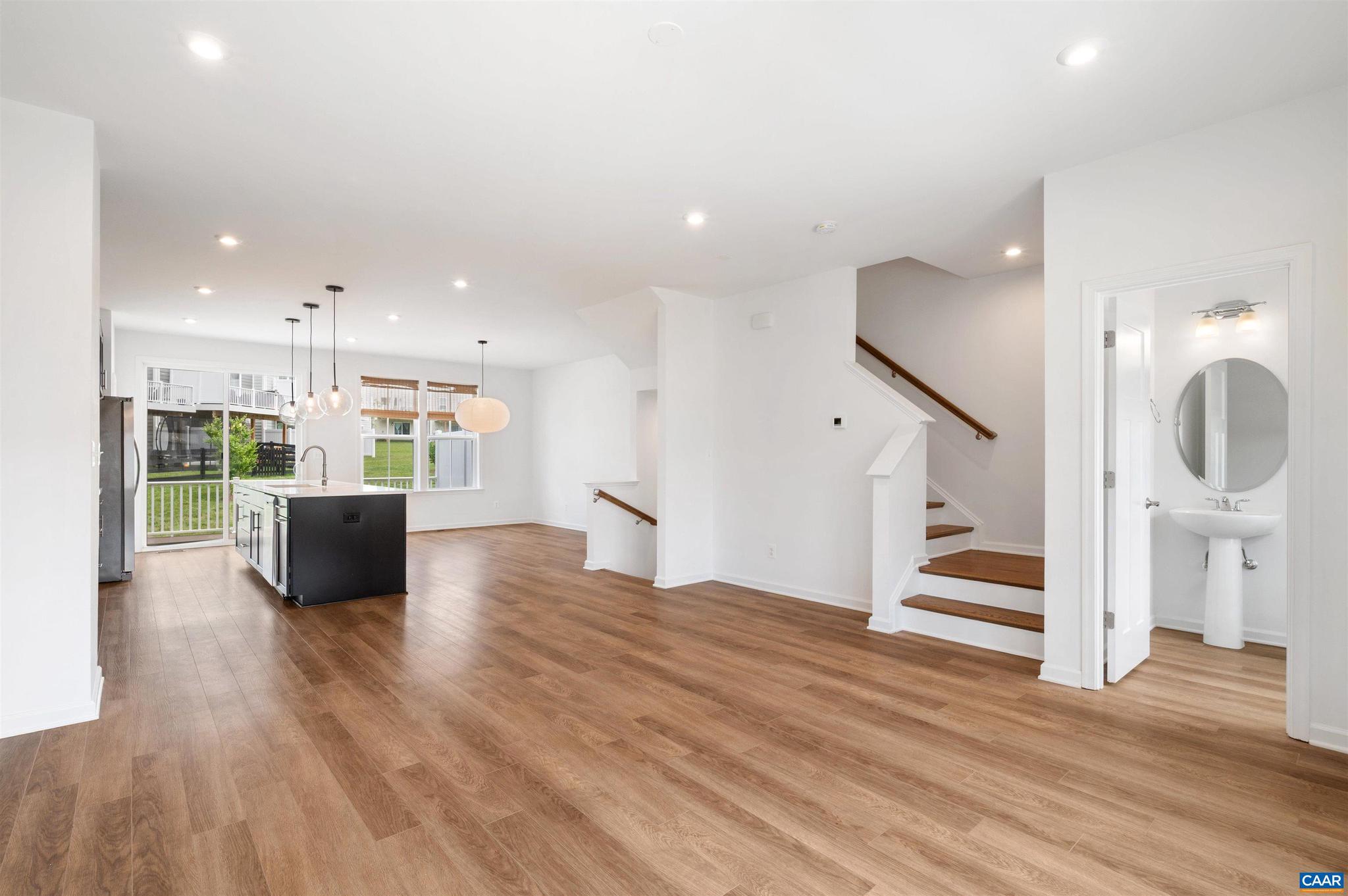 PLEASANT GREEN - Residential