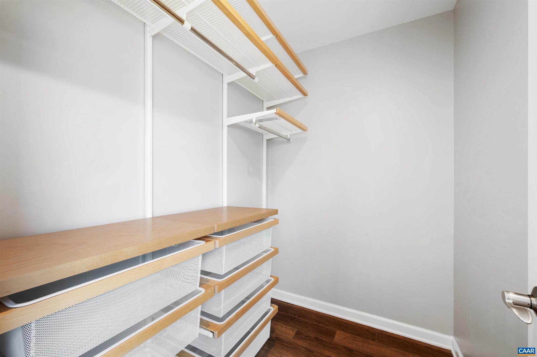 PLEASANT GREEN - Residential