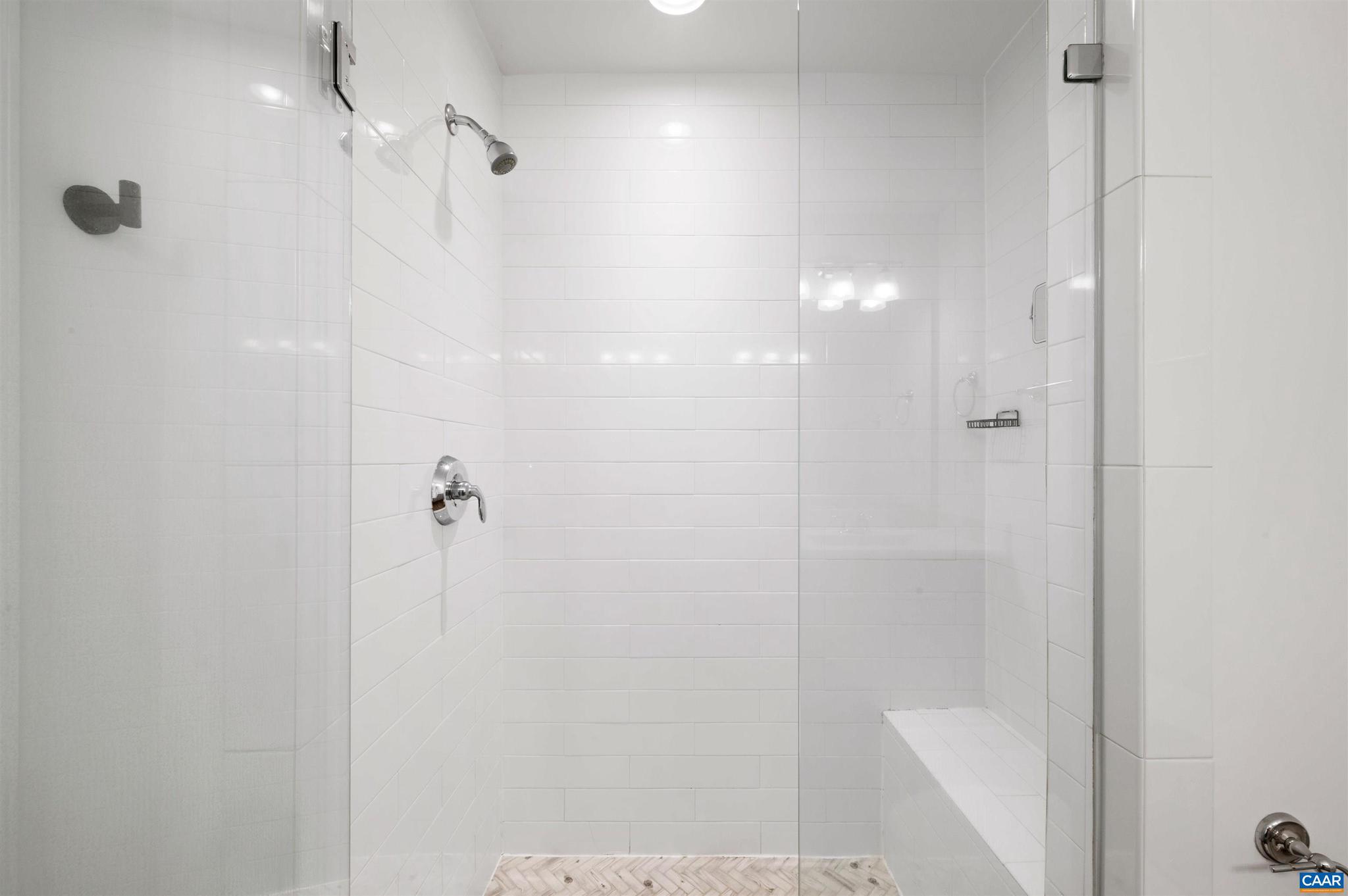 PLEASANT GREEN - Residential