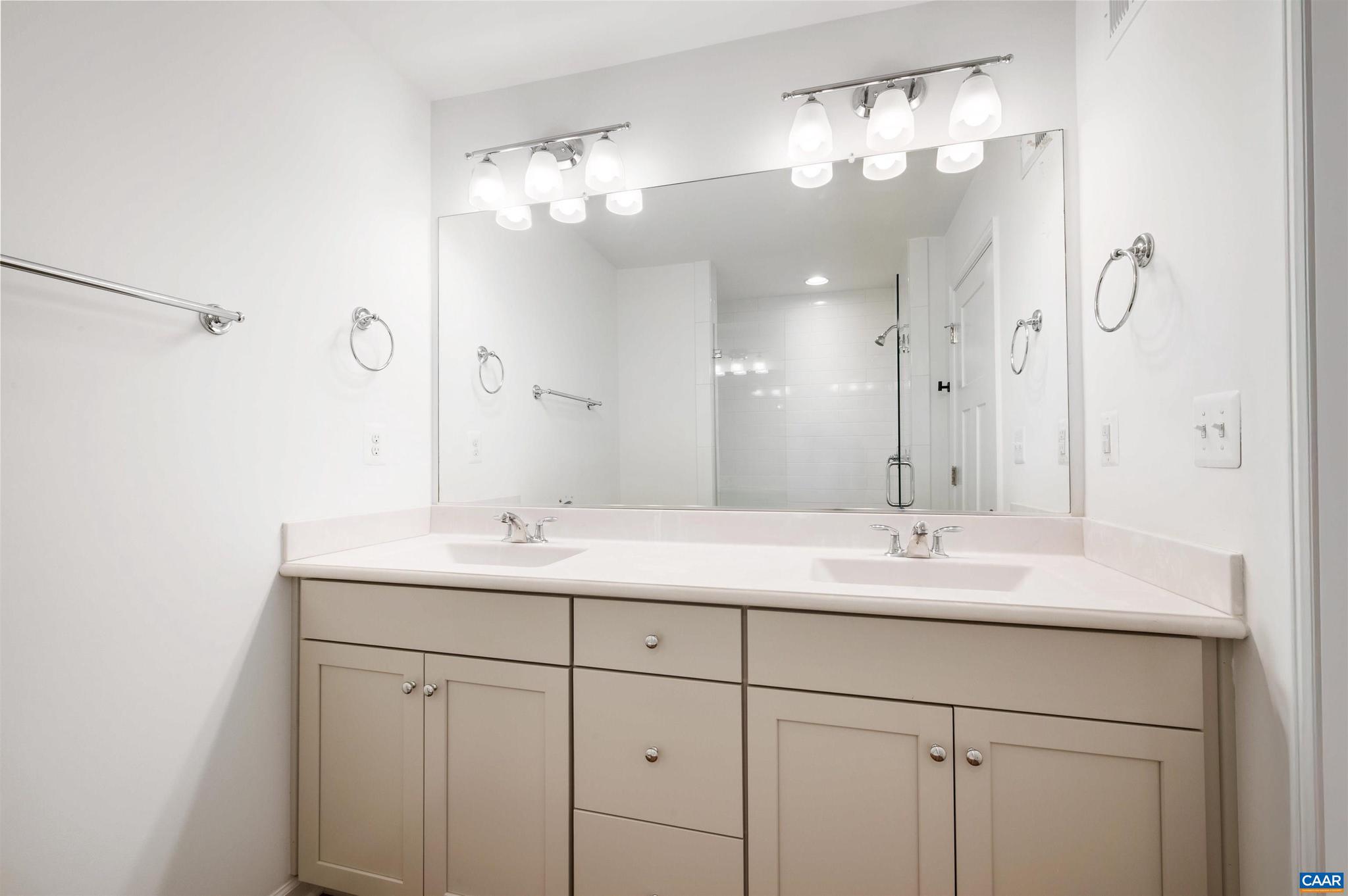 PLEASANT GREEN - Residential