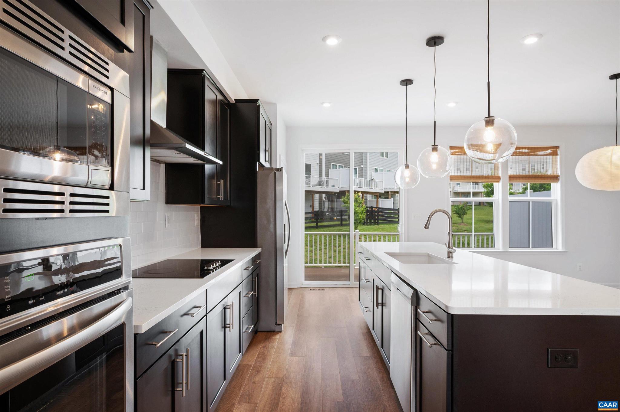 PLEASANT GREEN - Residential