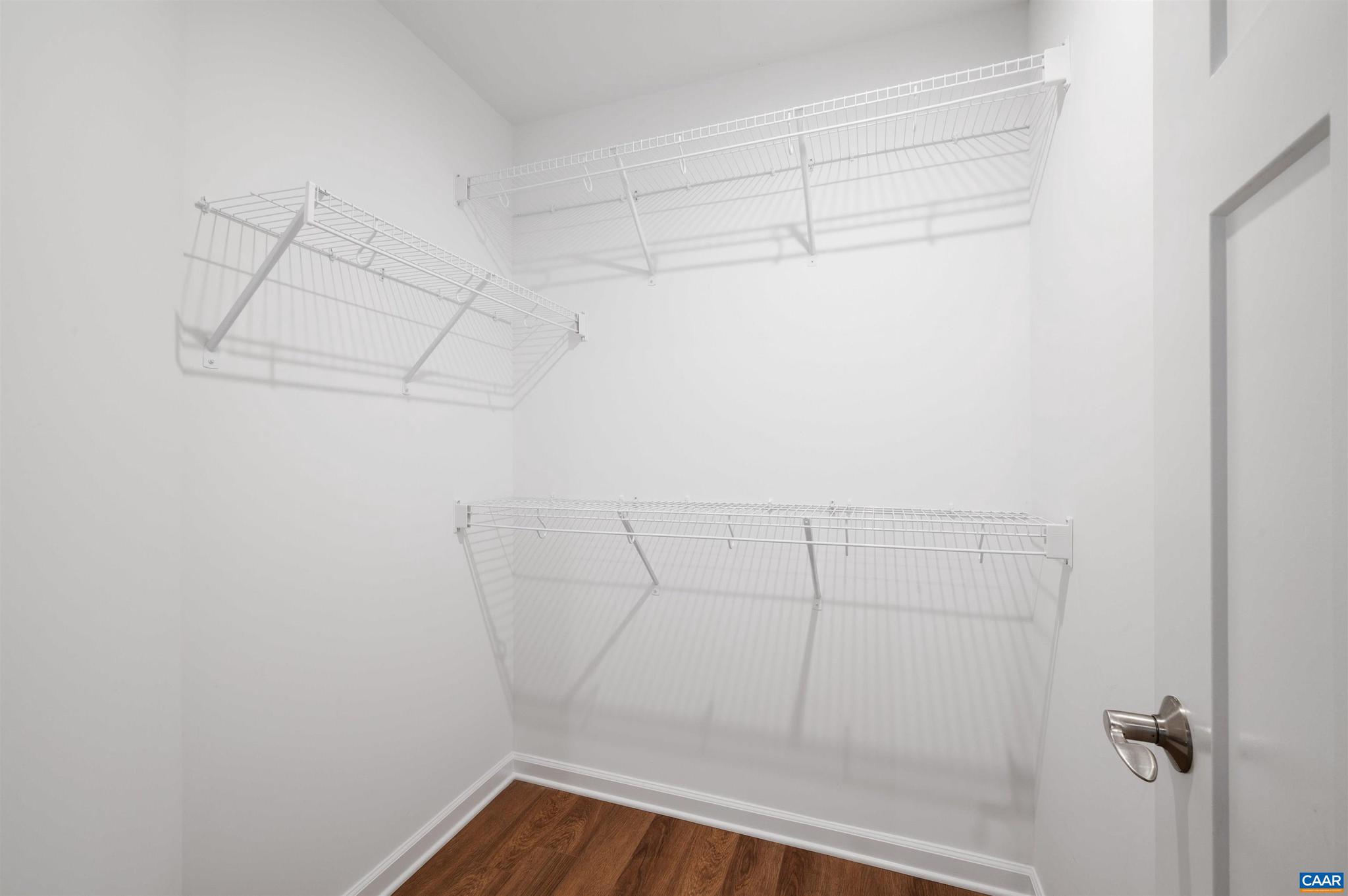 PLEASANT GREEN - Residential