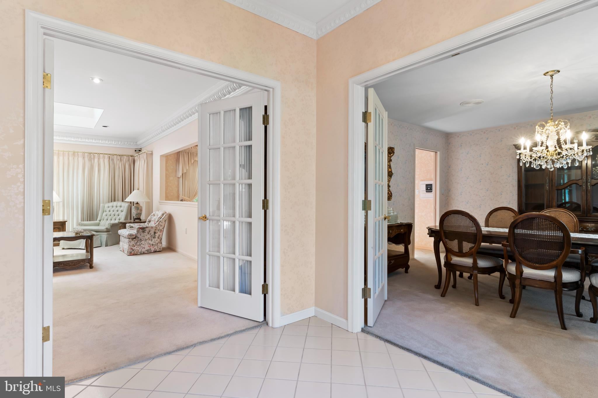 1120 SHERWOOD DRIVE