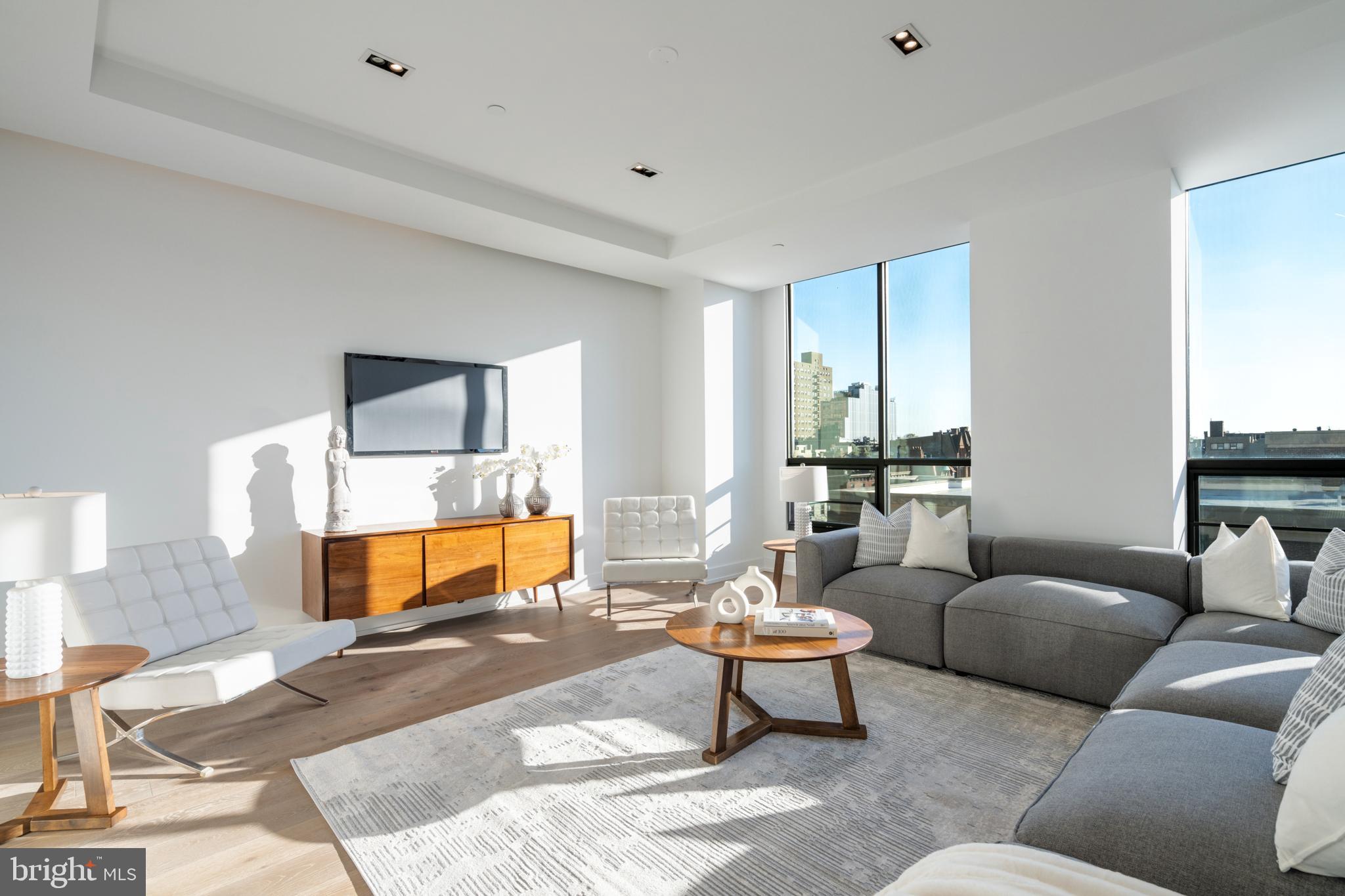 RITTENHOUSE SQUARE - Residential