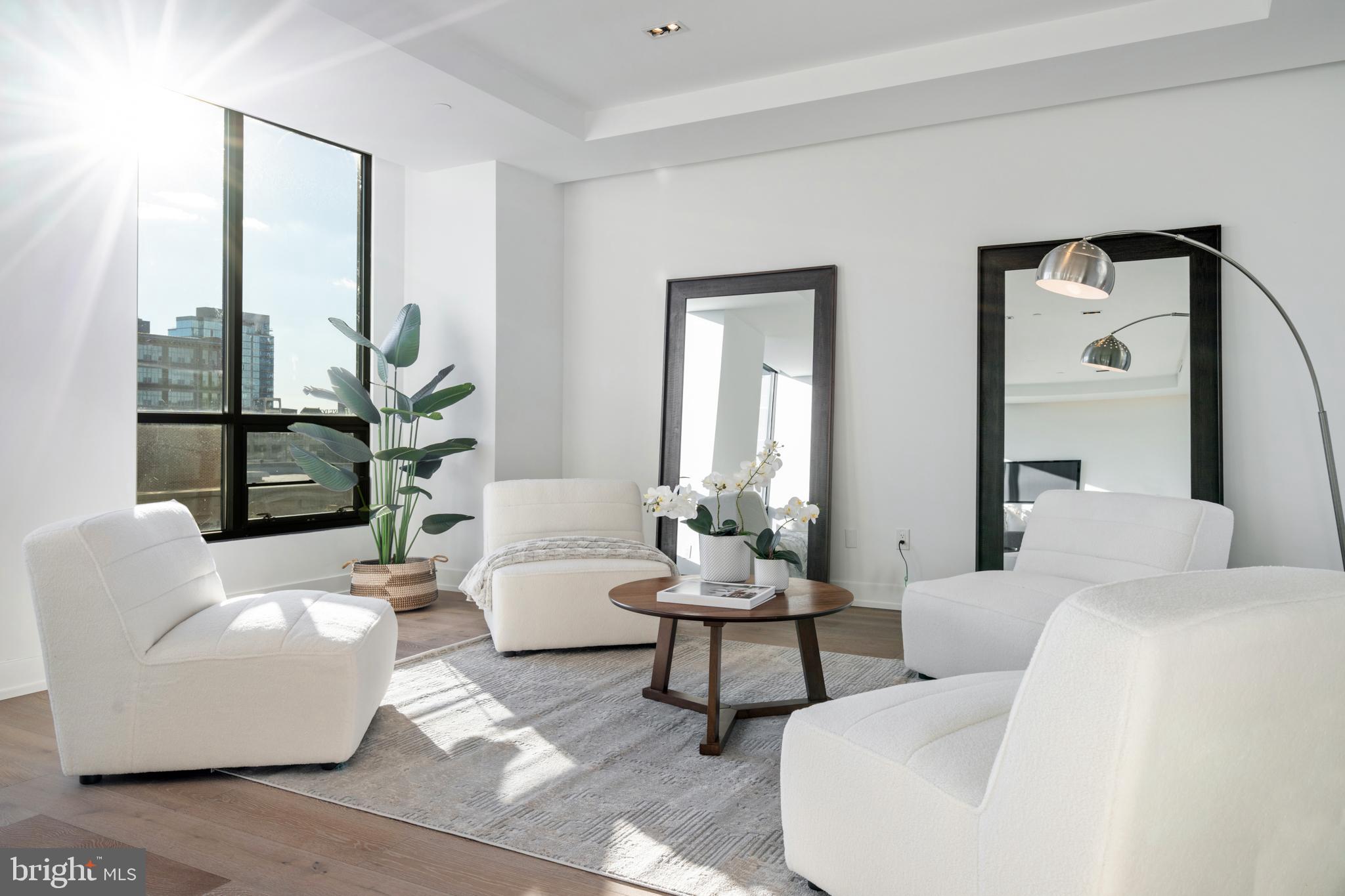 RITTENHOUSE SQUARE - Residential