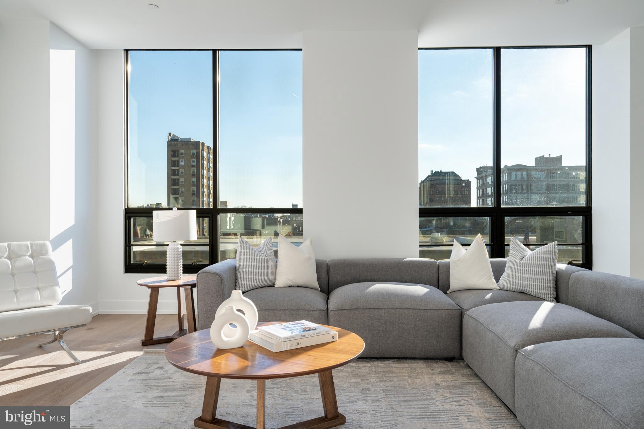 RITTENHOUSE SQUARE - Residential